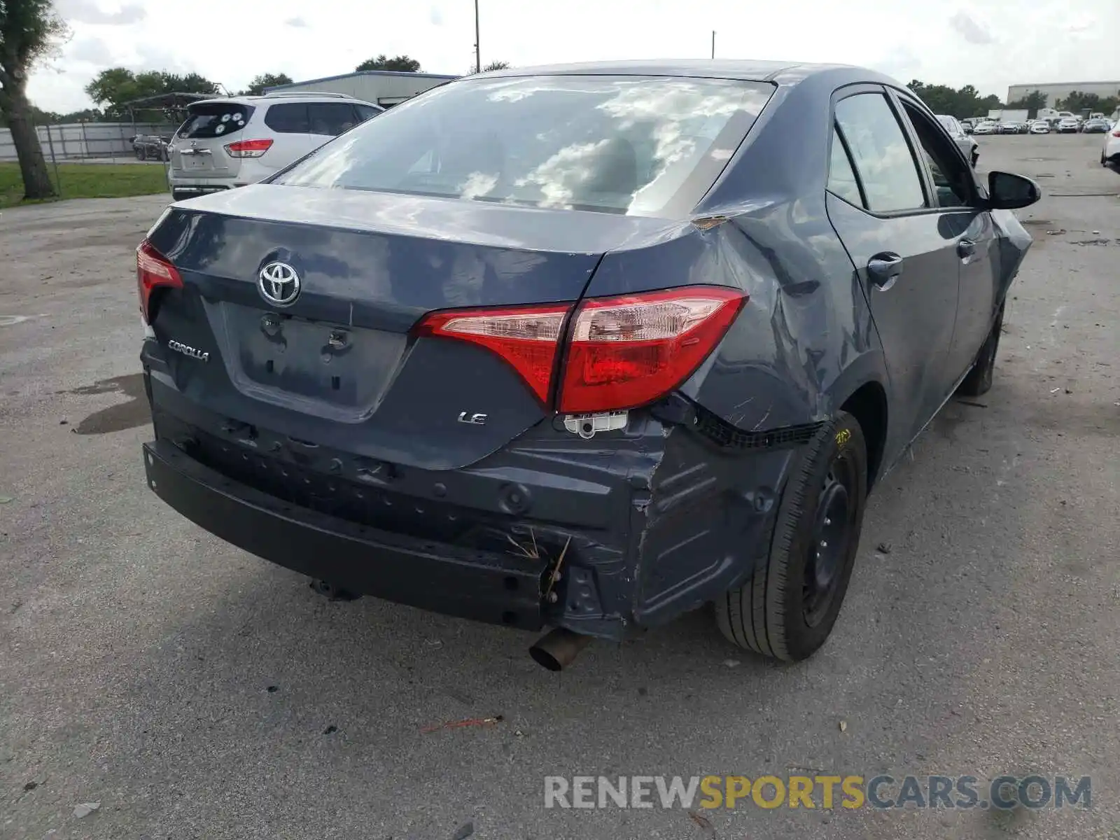 4 Photograph of a damaged car 5YFBURHE4KP937945 TOYOTA COROLLA 2019