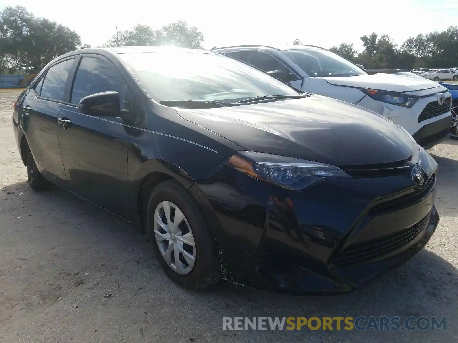 1 Photograph of a damaged car 5YFBURHE4KP938187 TOYOTA COROLLA 2019