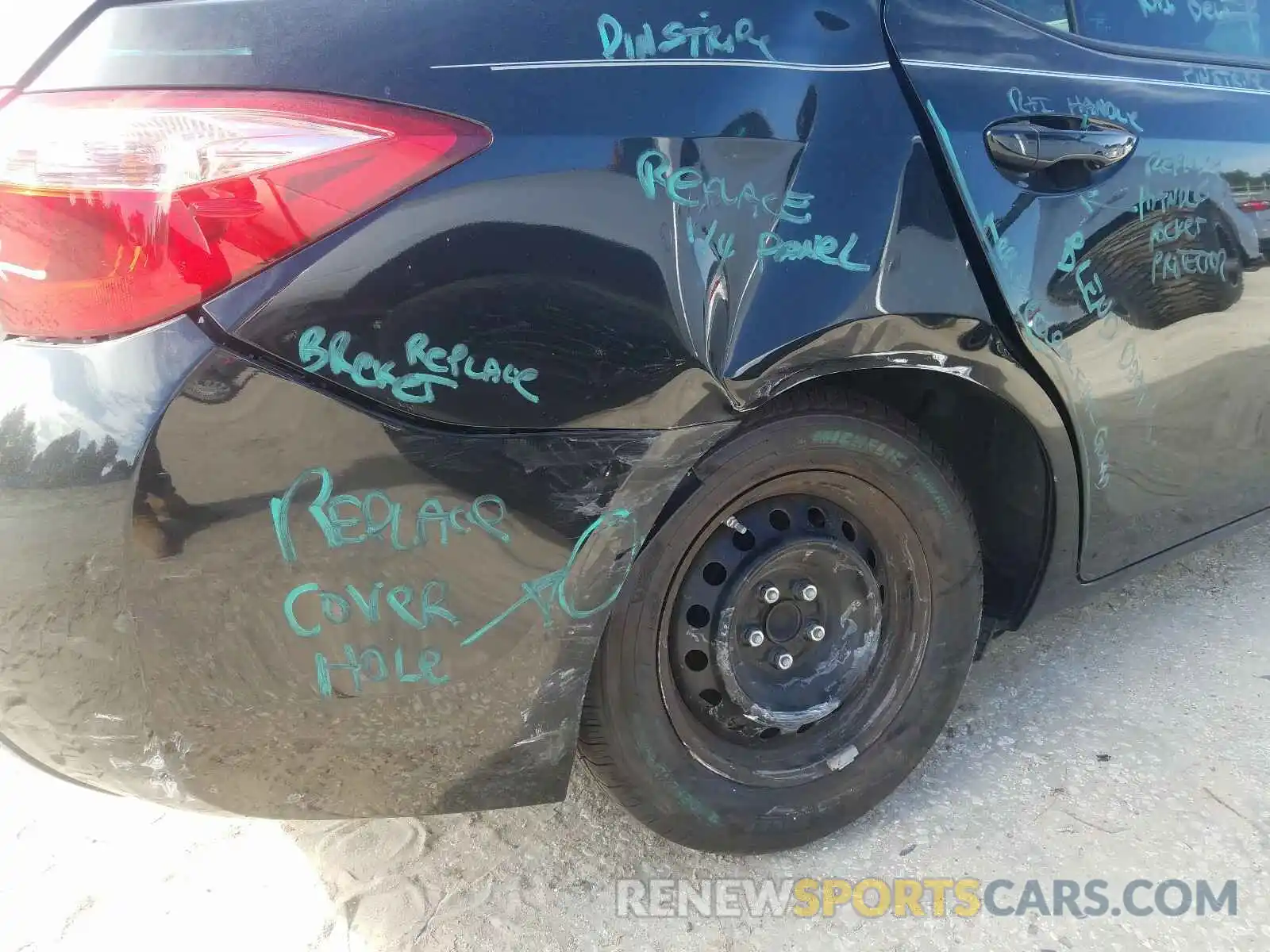 9 Photograph of a damaged car 5YFBURHE4KP938187 TOYOTA COROLLA 2019