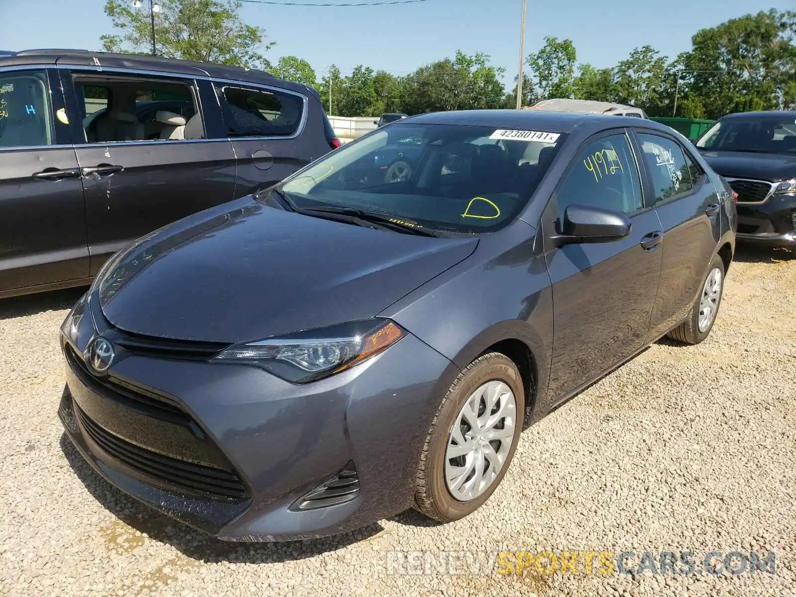 2 Photograph of a damaged car 5YFBURHE4KP938402 TOYOTA COROLLA 2019