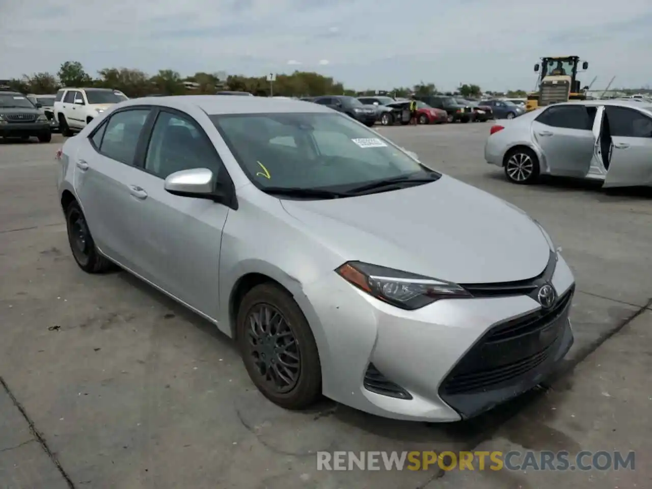 1 Photograph of a damaged car 5YFBURHE4KP938450 TOYOTA COROLLA 2019