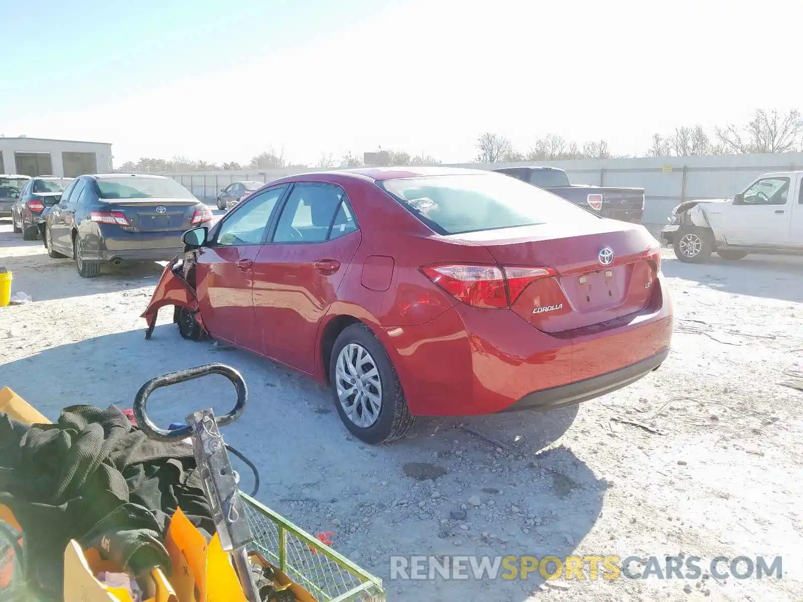 3 Photograph of a damaged car 5YFBURHE4KP939078 TOYOTA COROLLA 2019