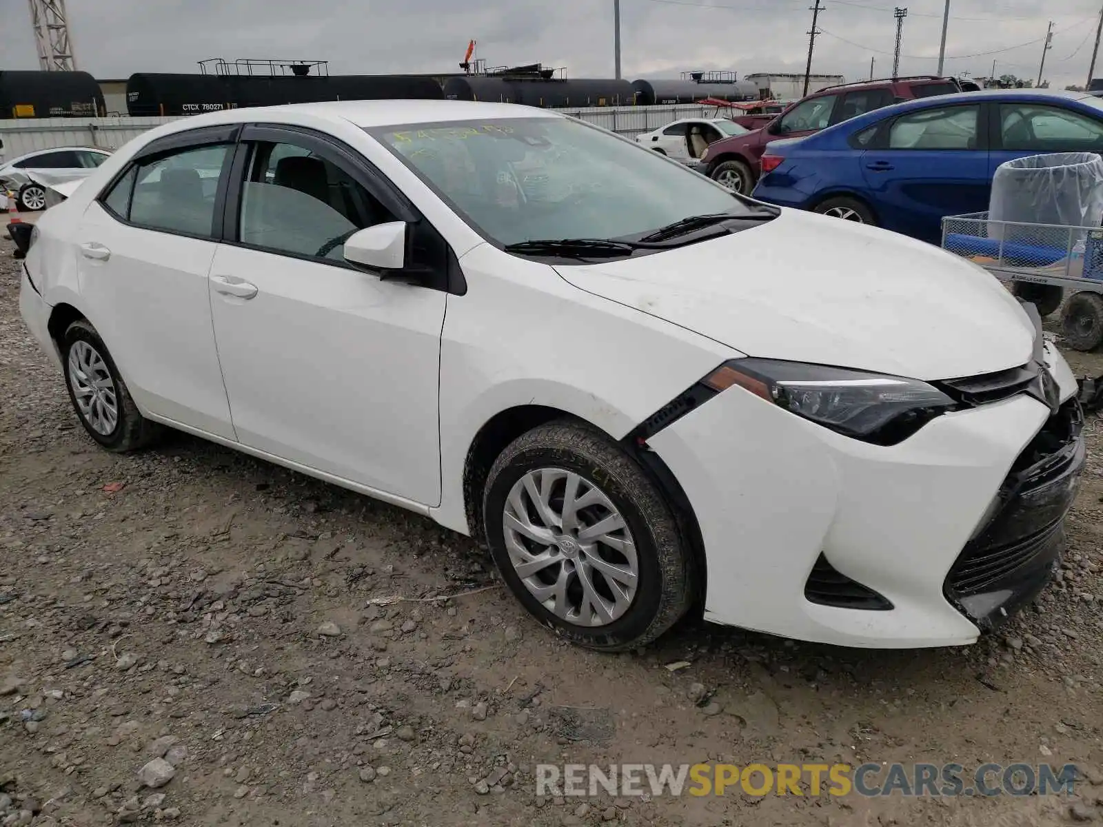 1 Photograph of a damaged car 5YFBURHE4KP939405 TOYOTA COROLLA 2019