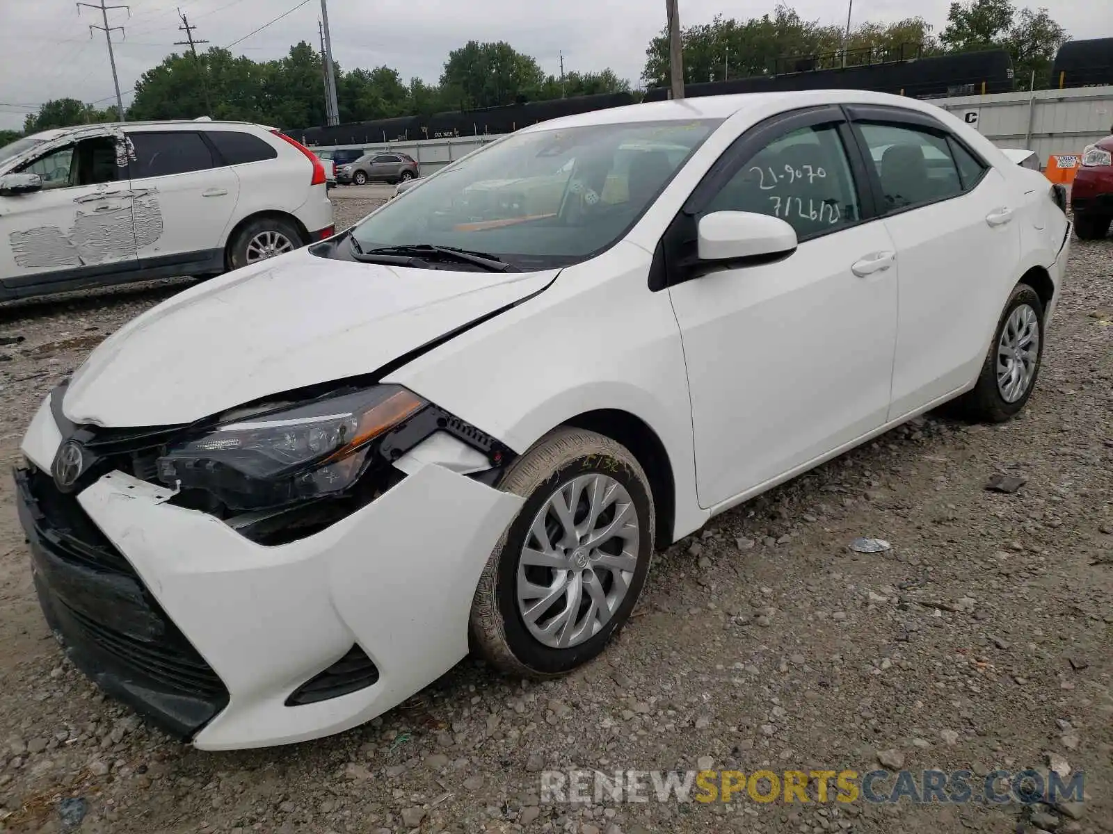 2 Photograph of a damaged car 5YFBURHE4KP939405 TOYOTA COROLLA 2019