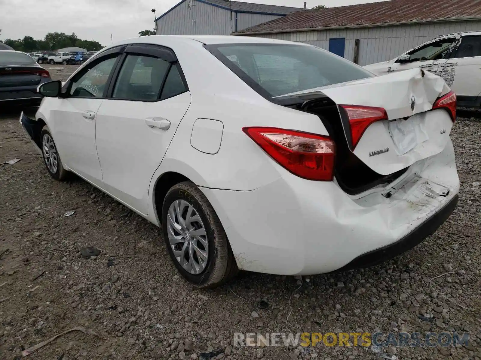 3 Photograph of a damaged car 5YFBURHE4KP939405 TOYOTA COROLLA 2019