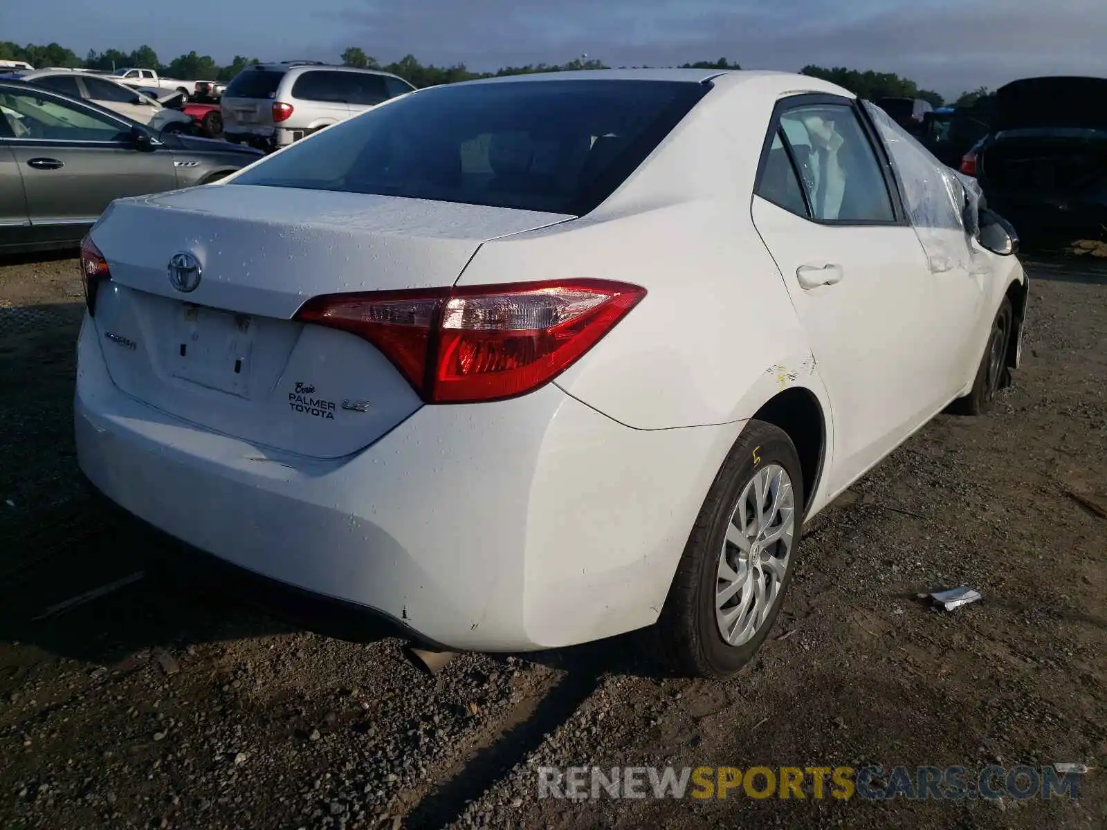 4 Photograph of a damaged car 5YFBURHE4KP939985 TOYOTA COROLLA 2019