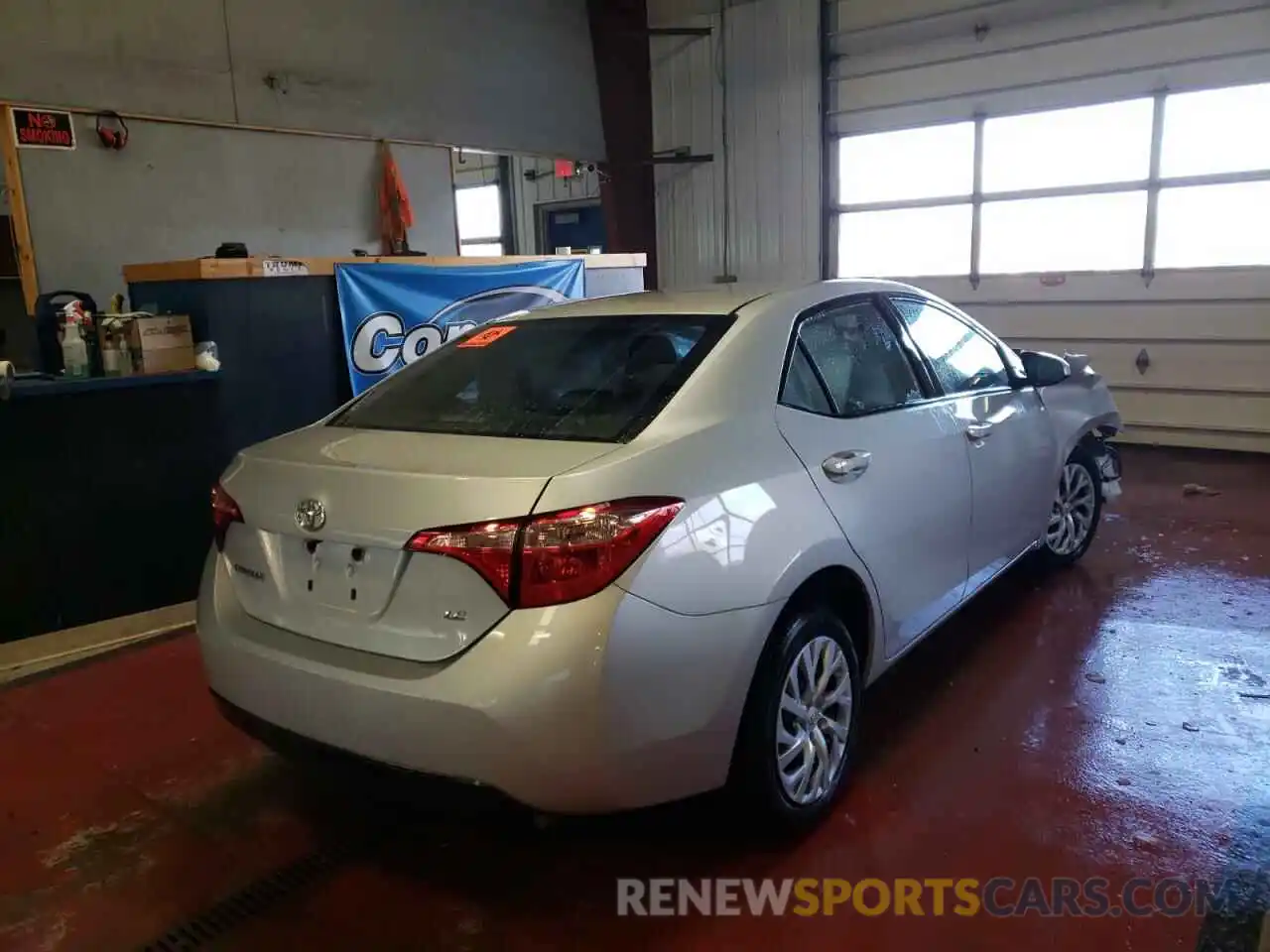 4 Photograph of a damaged car 5YFBURHE4KP941185 TOYOTA COROLLA 2019