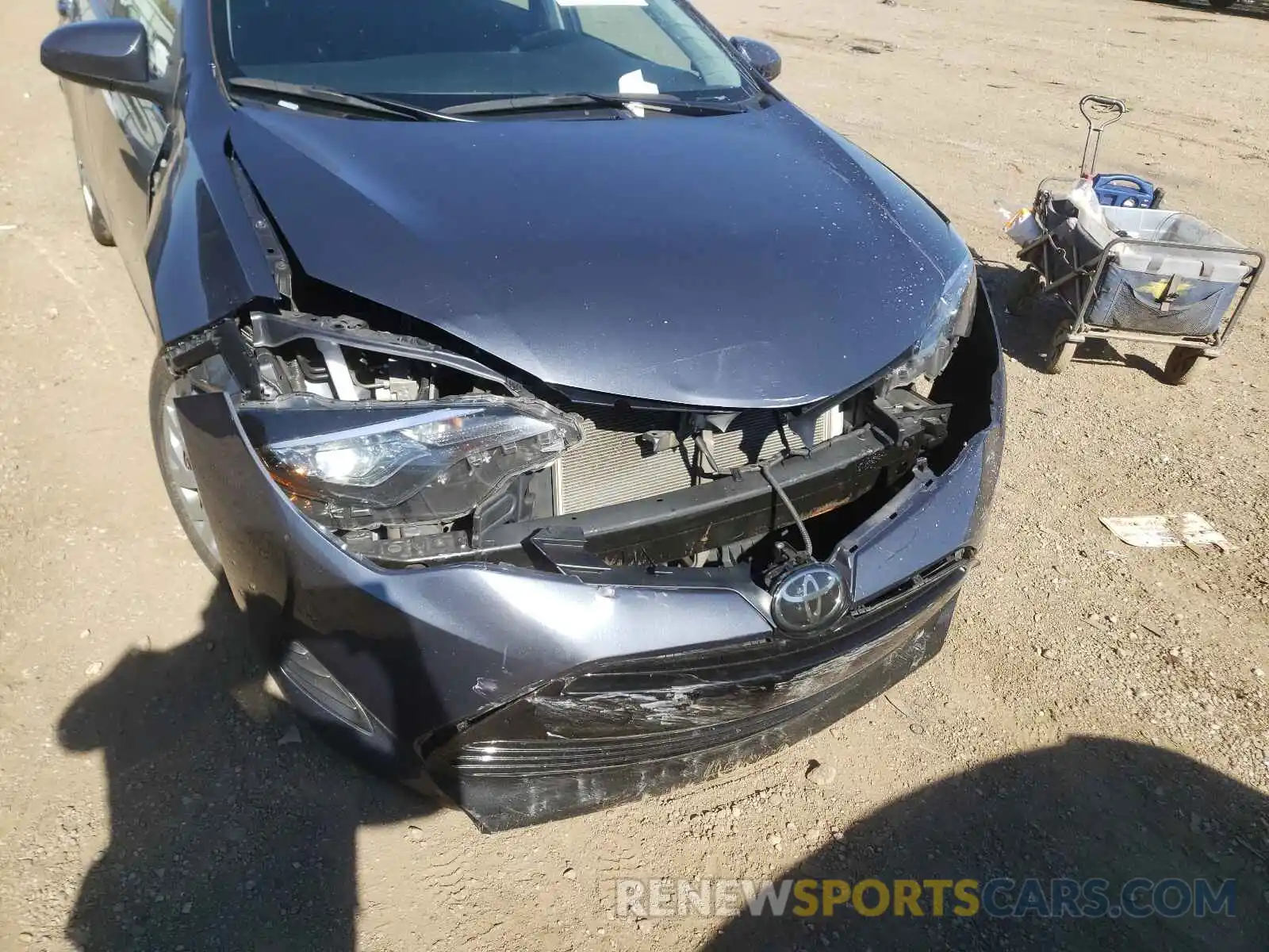 9 Photograph of a damaged car 5YFBURHE4KP941395 TOYOTA COROLLA 2019