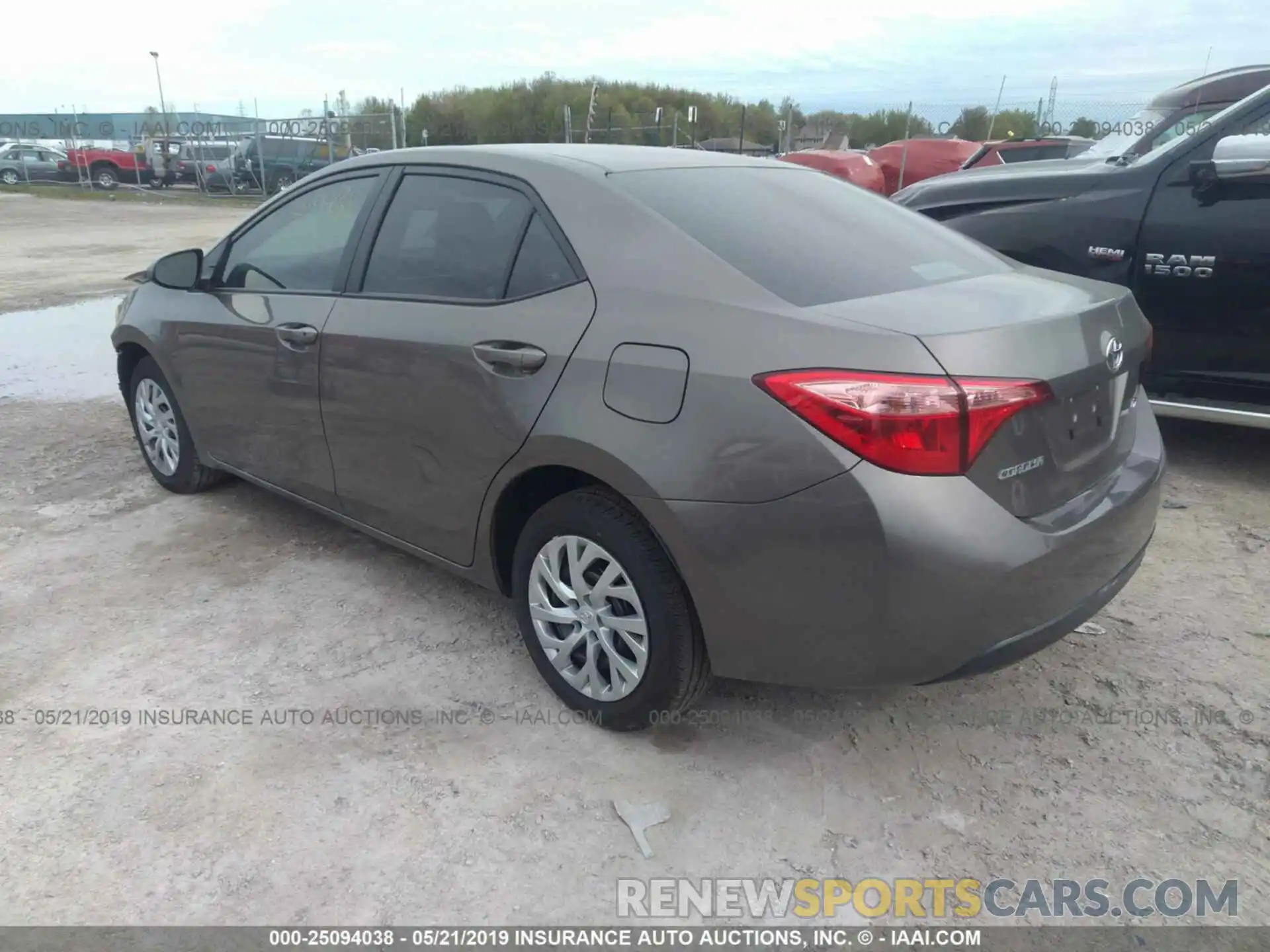 3 Photograph of a damaged car 5YFBURHE4KP942952 TOYOTA COROLLA 2019