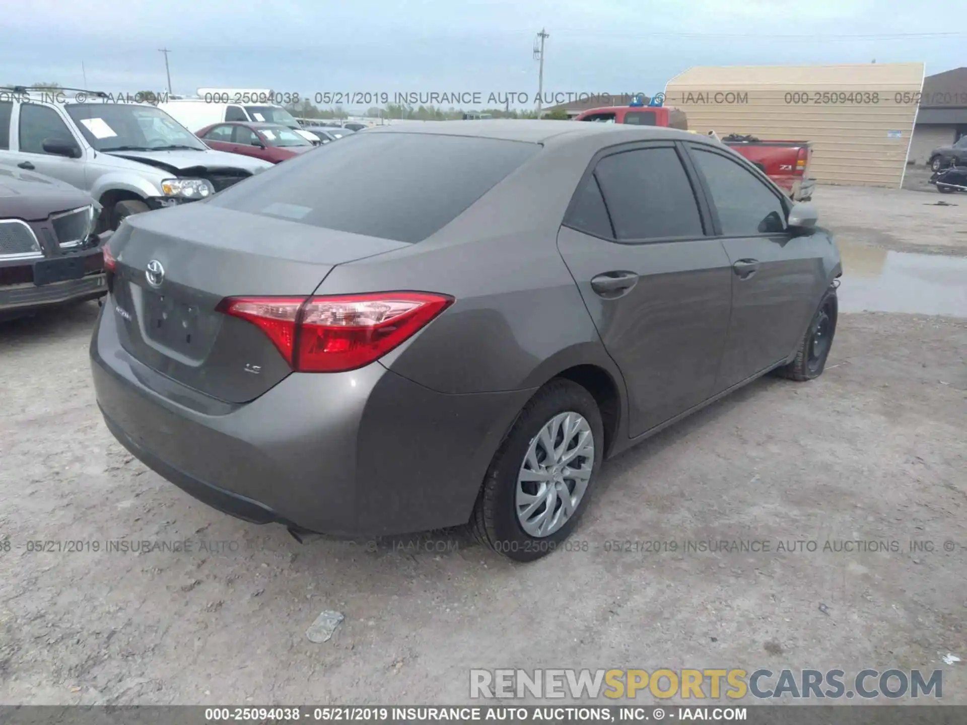 4 Photograph of a damaged car 5YFBURHE4KP942952 TOYOTA COROLLA 2019