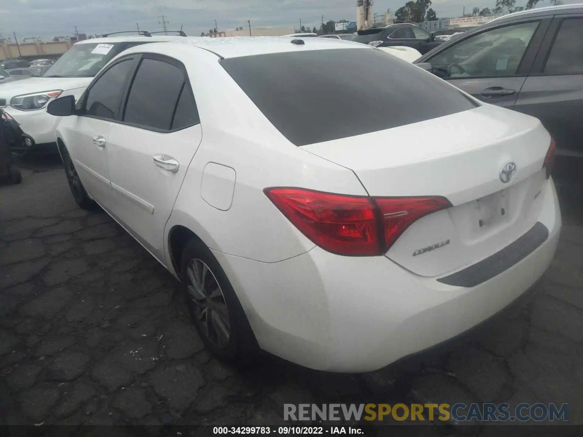 3 Photograph of a damaged car 5YFBURHE4KP943213 TOYOTA COROLLA 2019