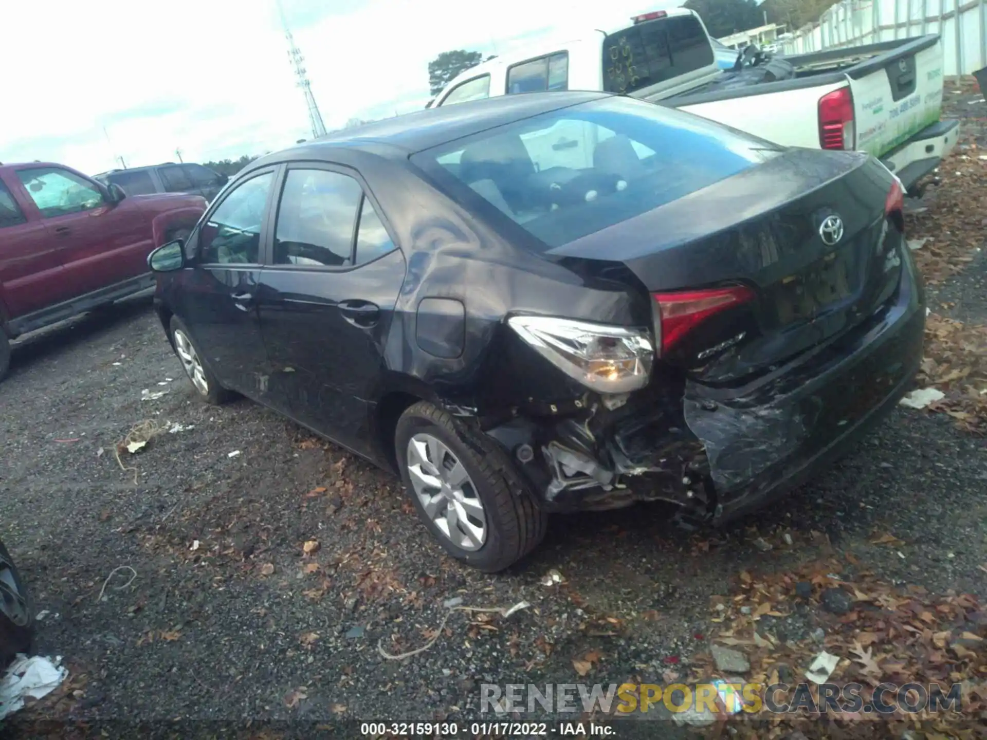 3 Photograph of a damaged car 5YFBURHE4KP943471 TOYOTA COROLLA 2019