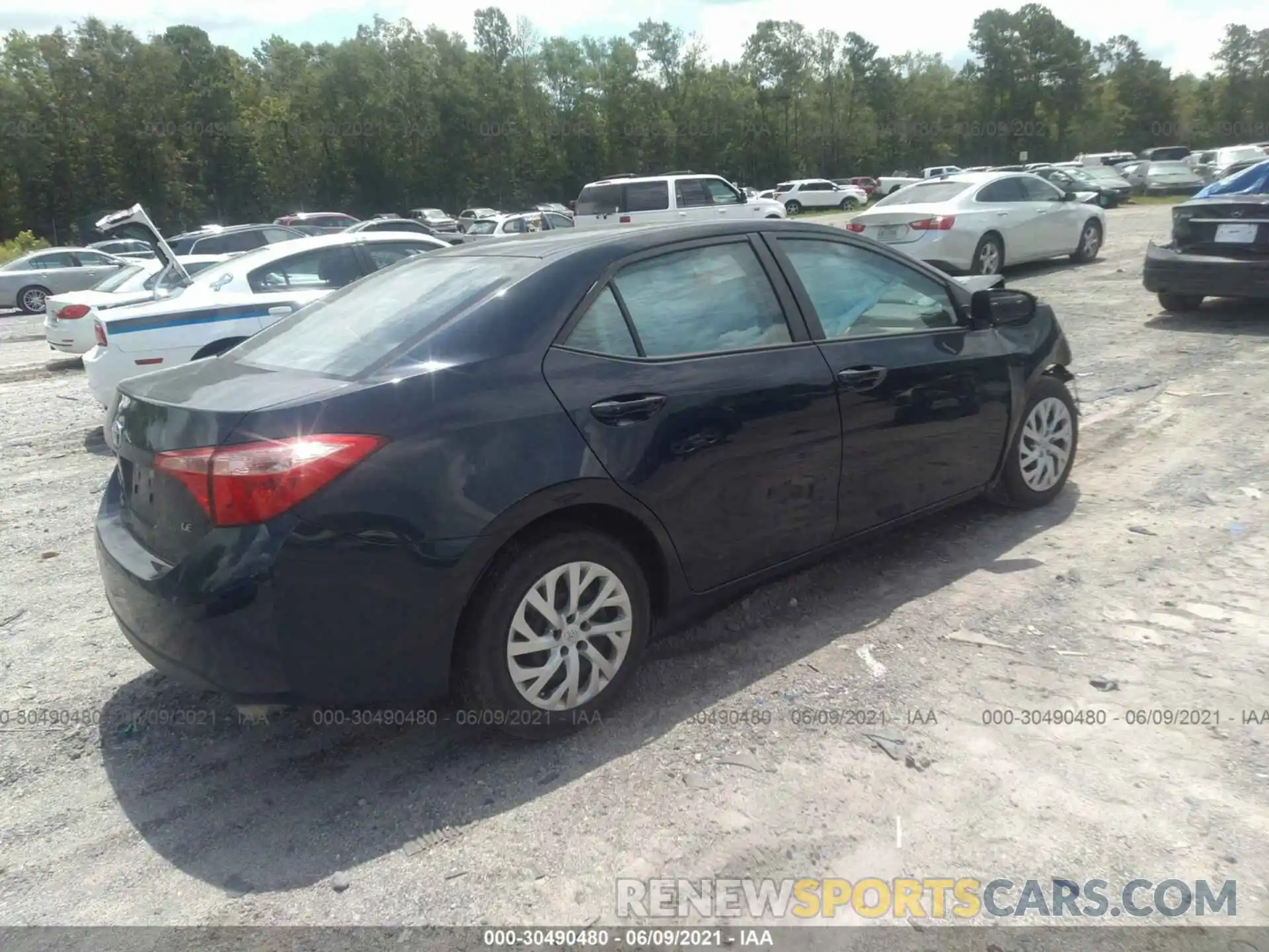 4 Photograph of a damaged car 5YFBURHE4KP943714 TOYOTA COROLLA 2019