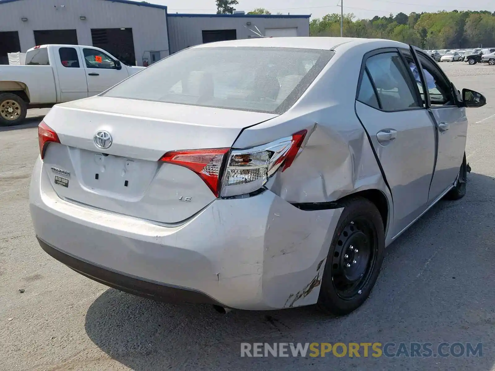 4 Photograph of a damaged car 5YFBURHE4KP944541 TOYOTA COROLLA 2019