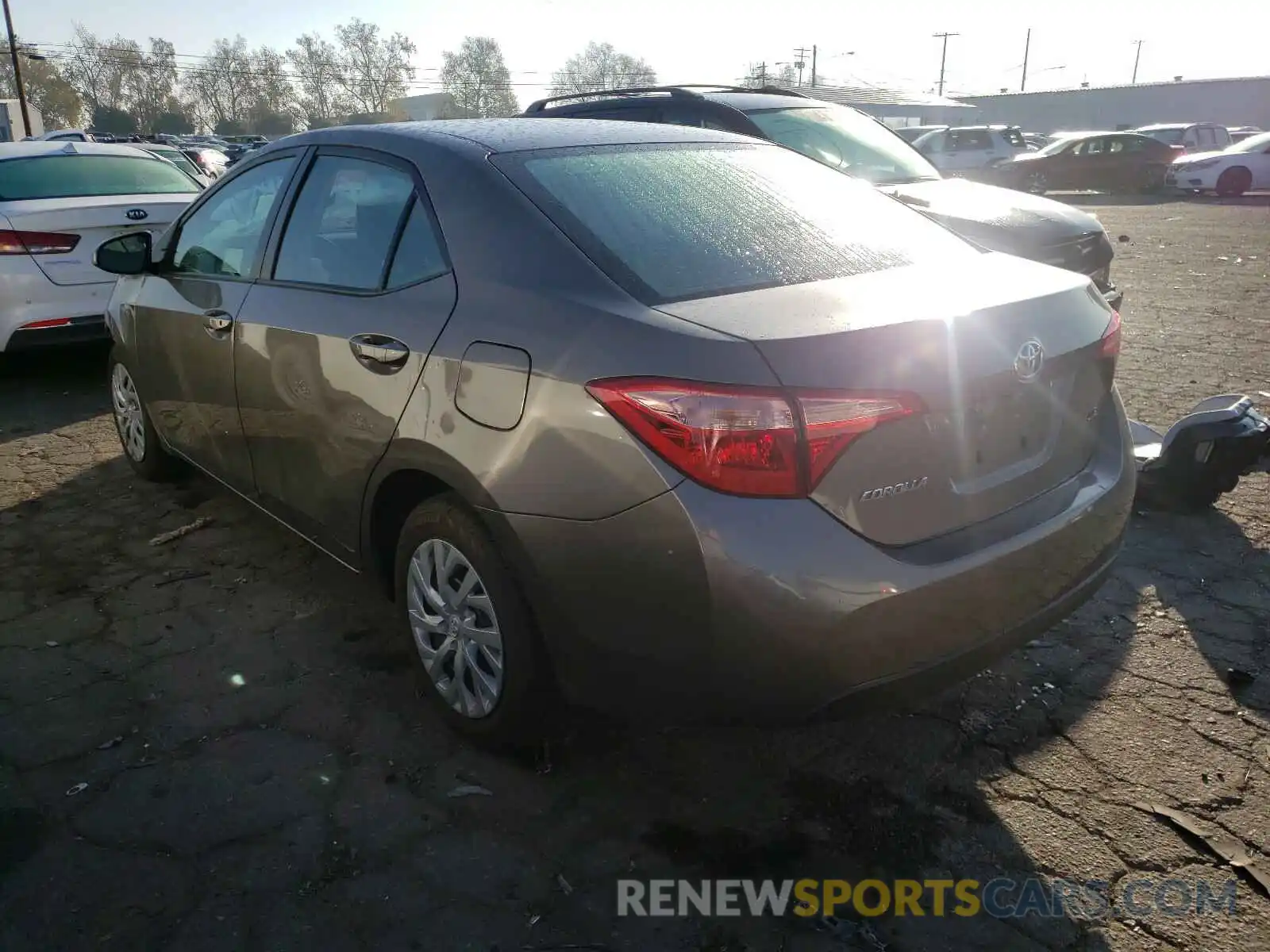 3 Photograph of a damaged car 5YFBURHE4KP944796 TOYOTA COROLLA 2019