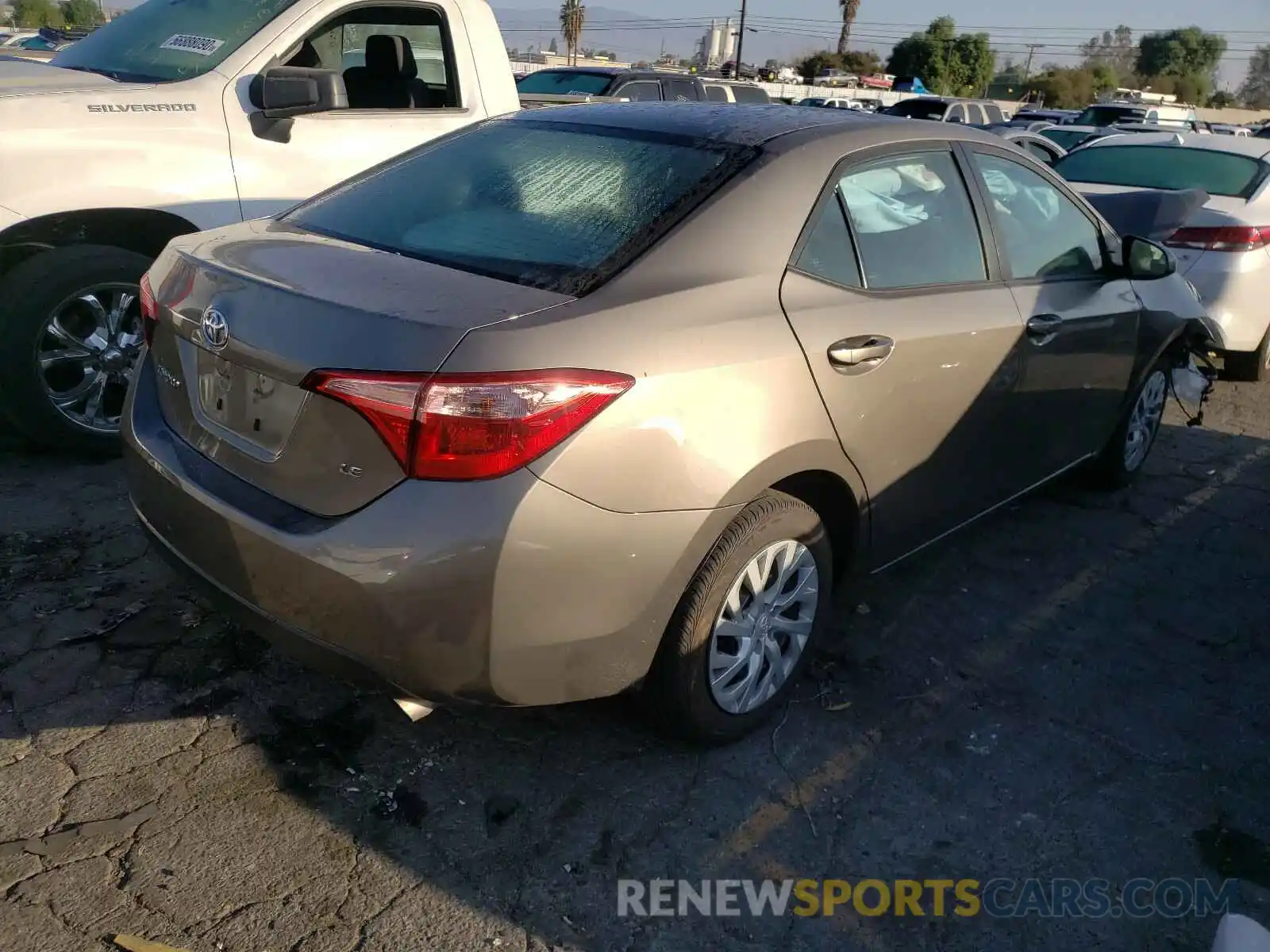 4 Photograph of a damaged car 5YFBURHE4KP944796 TOYOTA COROLLA 2019