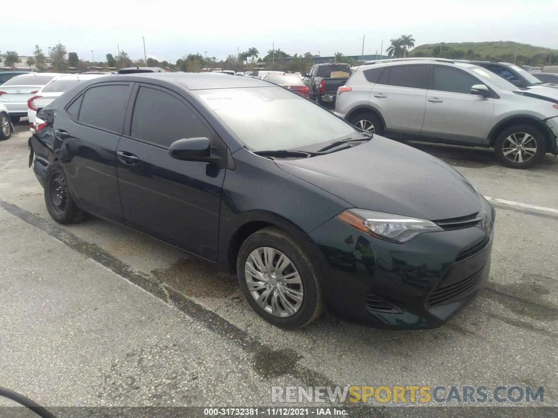 1 Photograph of a damaged car 5YFBURHE4KP945608 TOYOTA COROLLA 2019