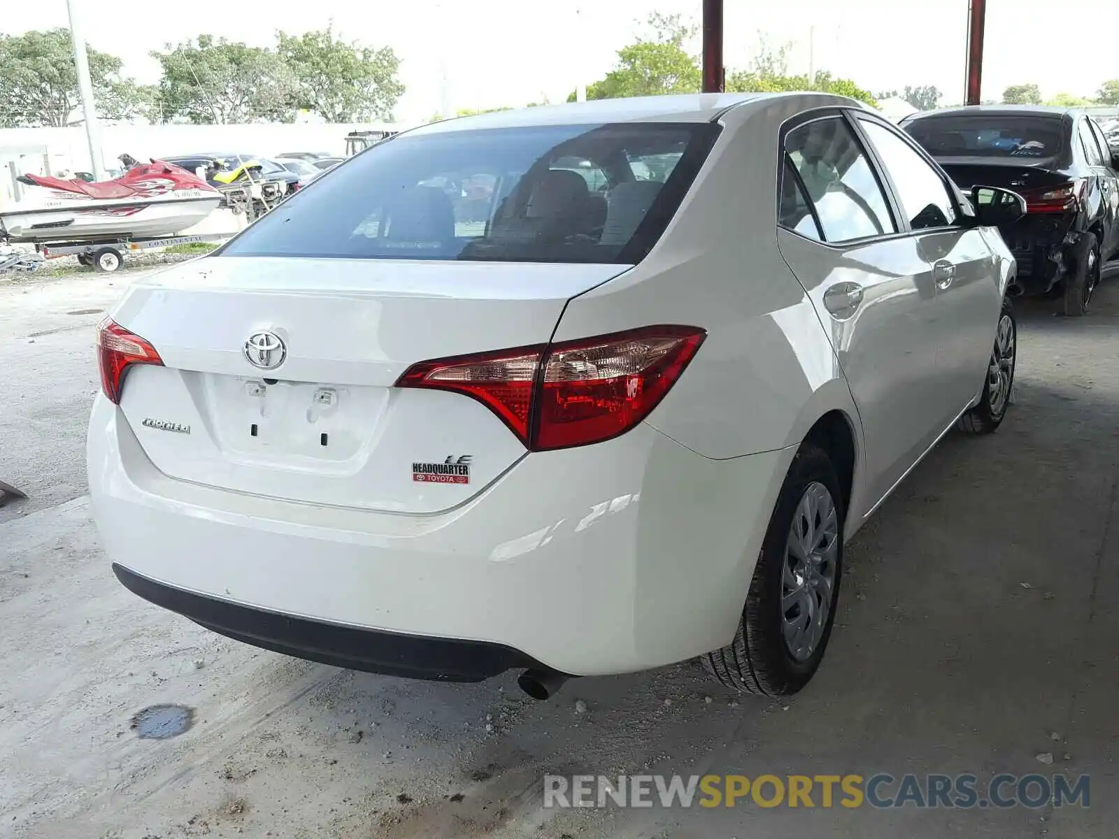 4 Photograph of a damaged car 5YFBURHE4KP945625 TOYOTA COROLLA 2019