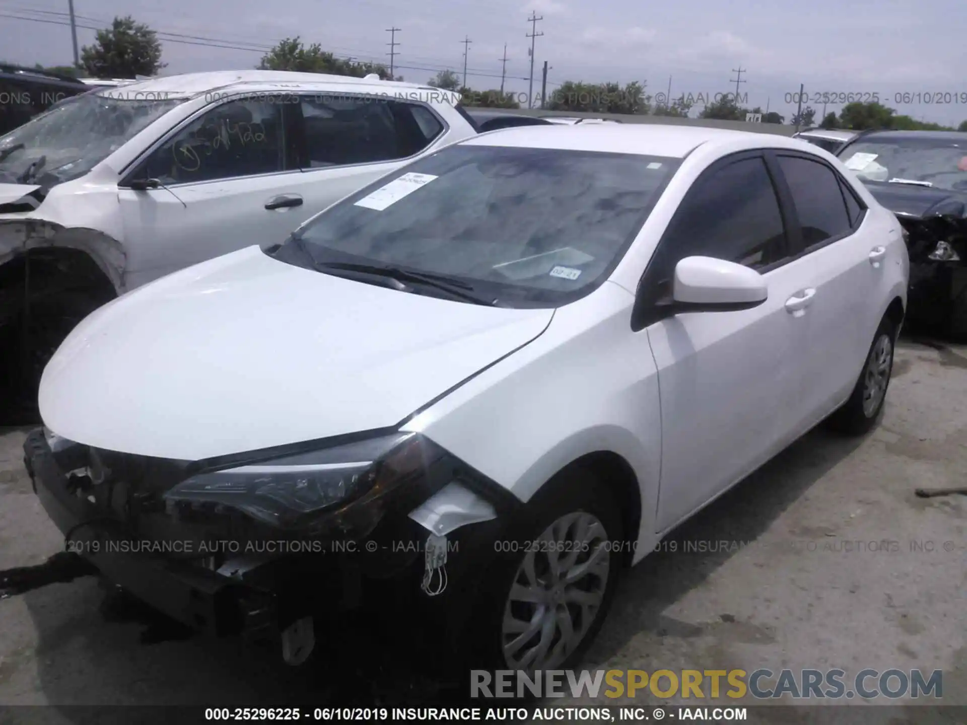 2 Photograph of a damaged car 5YFBURHE4KP945818 TOYOTA COROLLA 2019