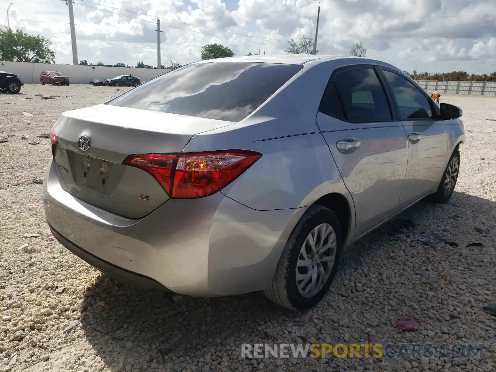 4 Photograph of a damaged car 5YFBURHE4KP946788 TOYOTA COROLLA 2019