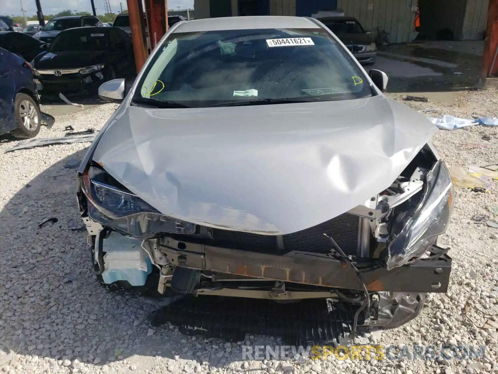 9 Photograph of a damaged car 5YFBURHE4KP946788 TOYOTA COROLLA 2019