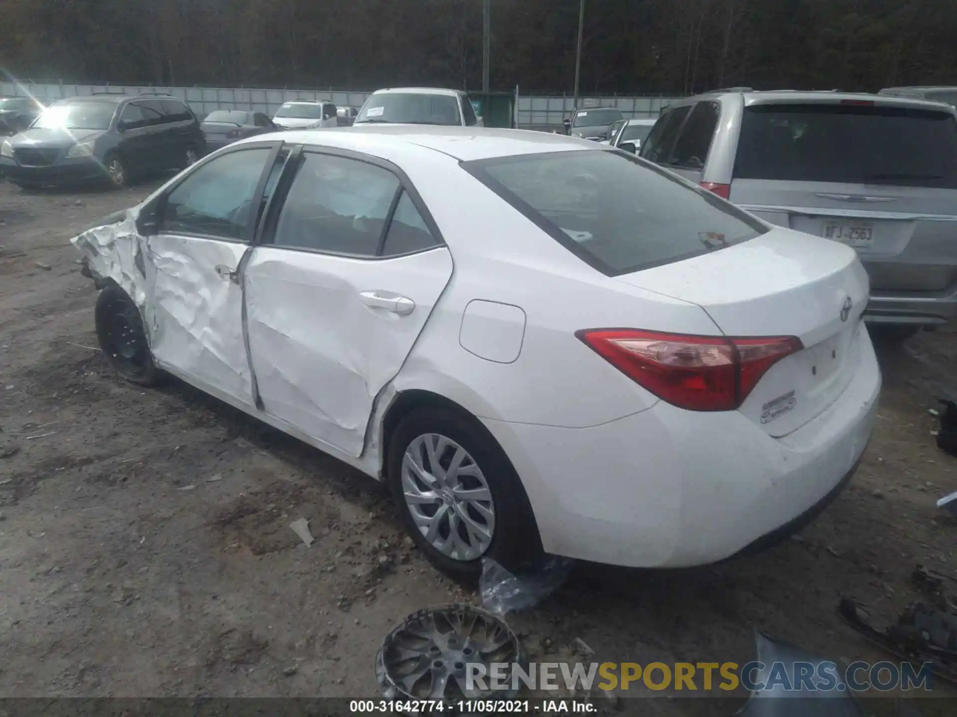 3 Photograph of a damaged car 5YFBURHE4KP947486 TOYOTA COROLLA 2019