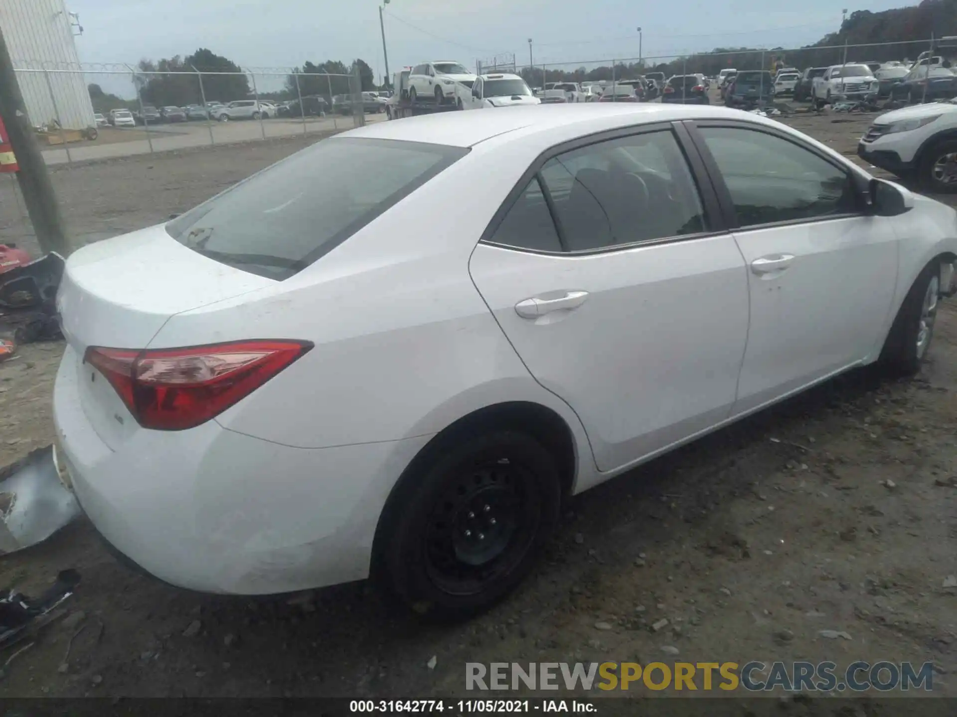 4 Photograph of a damaged car 5YFBURHE4KP947486 TOYOTA COROLLA 2019