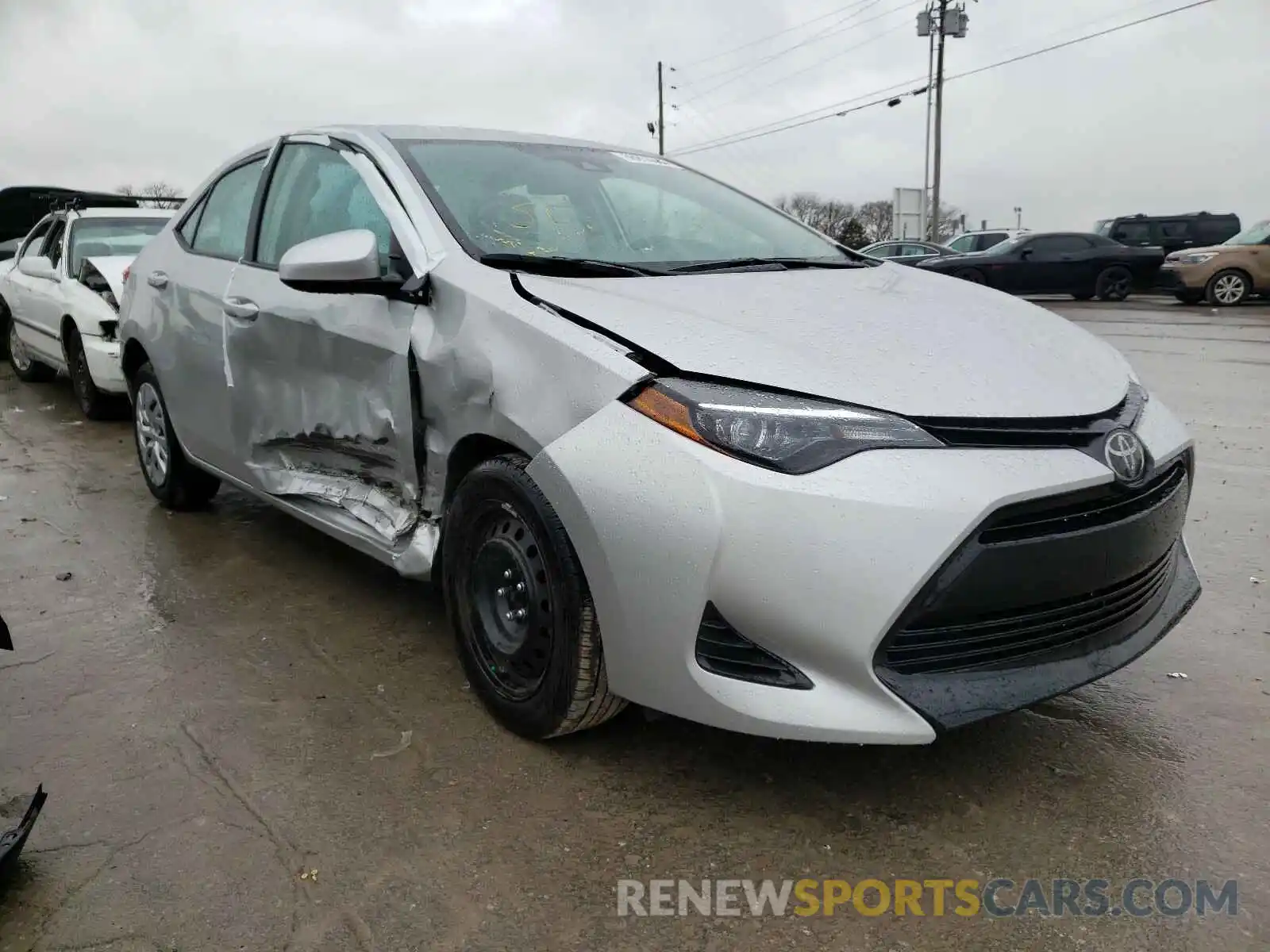 1 Photograph of a damaged car 5YFBURHE4KP947777 TOYOTA COROLLA 2019