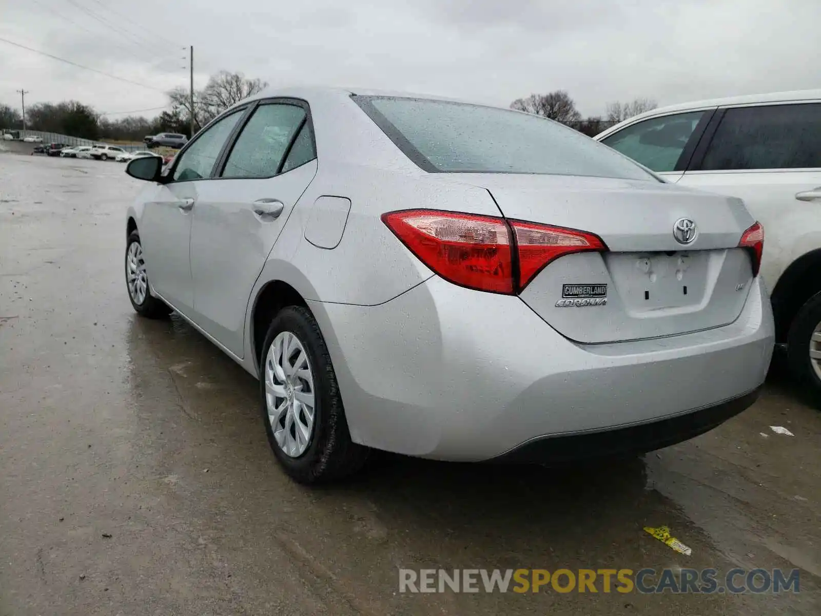 3 Photograph of a damaged car 5YFBURHE4KP947777 TOYOTA COROLLA 2019