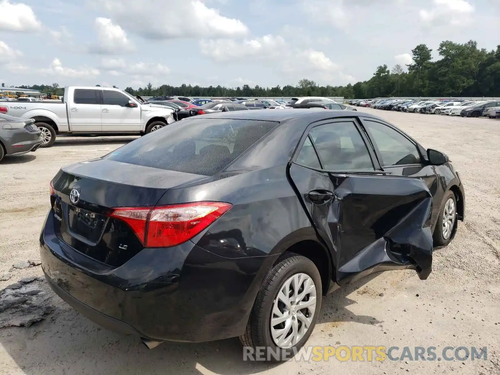 4 Photograph of a damaged car 5YFBURHE4KP948038 TOYOTA COROLLA 2019