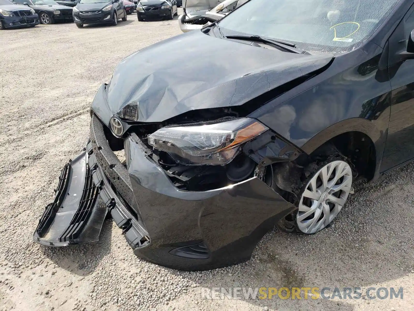 9 Photograph of a damaged car 5YFBURHE4KP948038 TOYOTA COROLLA 2019