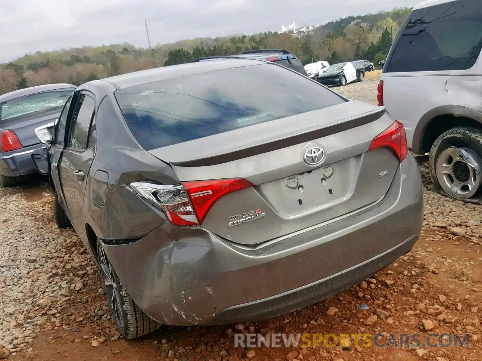 3 Photograph of a damaged car 5YFBURHE4KP948900 TOYOTA COROLLA 2019