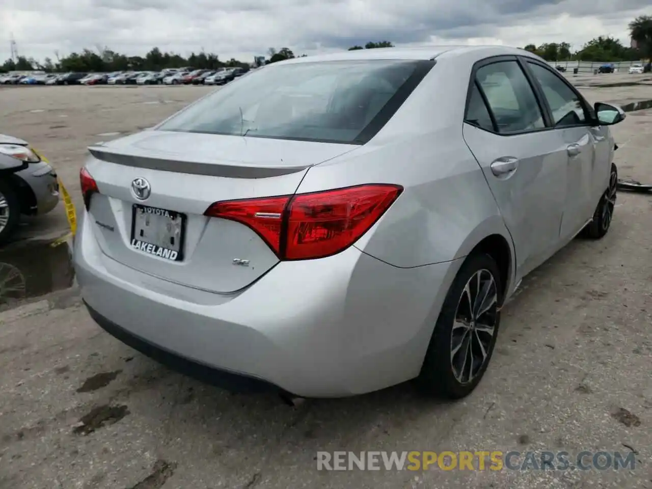 4 Photograph of a damaged car 5YFBURHE4KP949111 TOYOTA COROLLA 2019