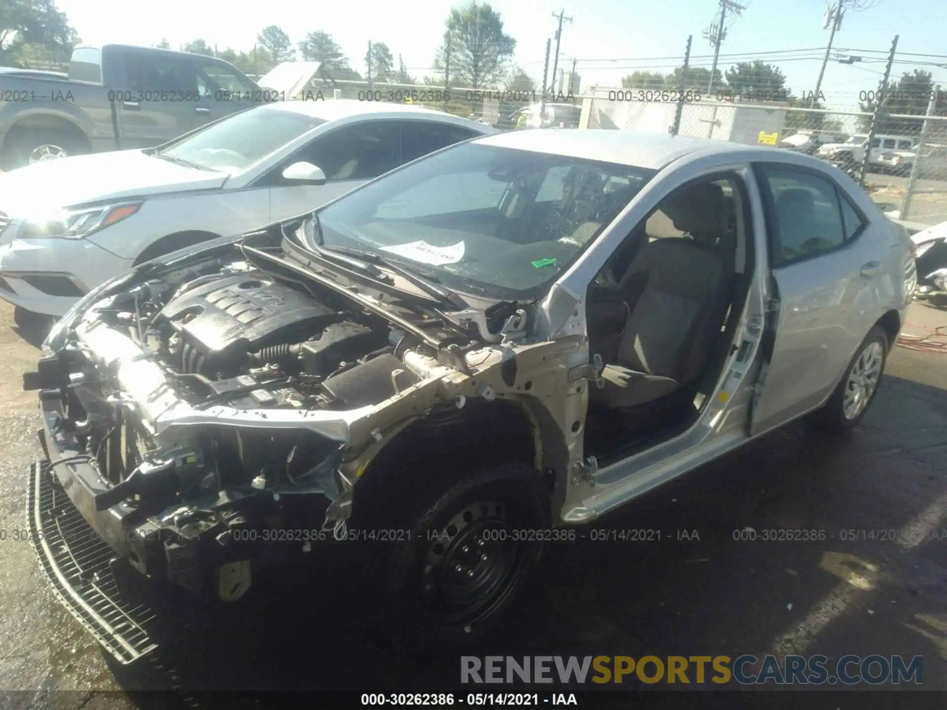 2 Photograph of a damaged car 5YFBURHE4KP949402 TOYOTA COROLLA 2019