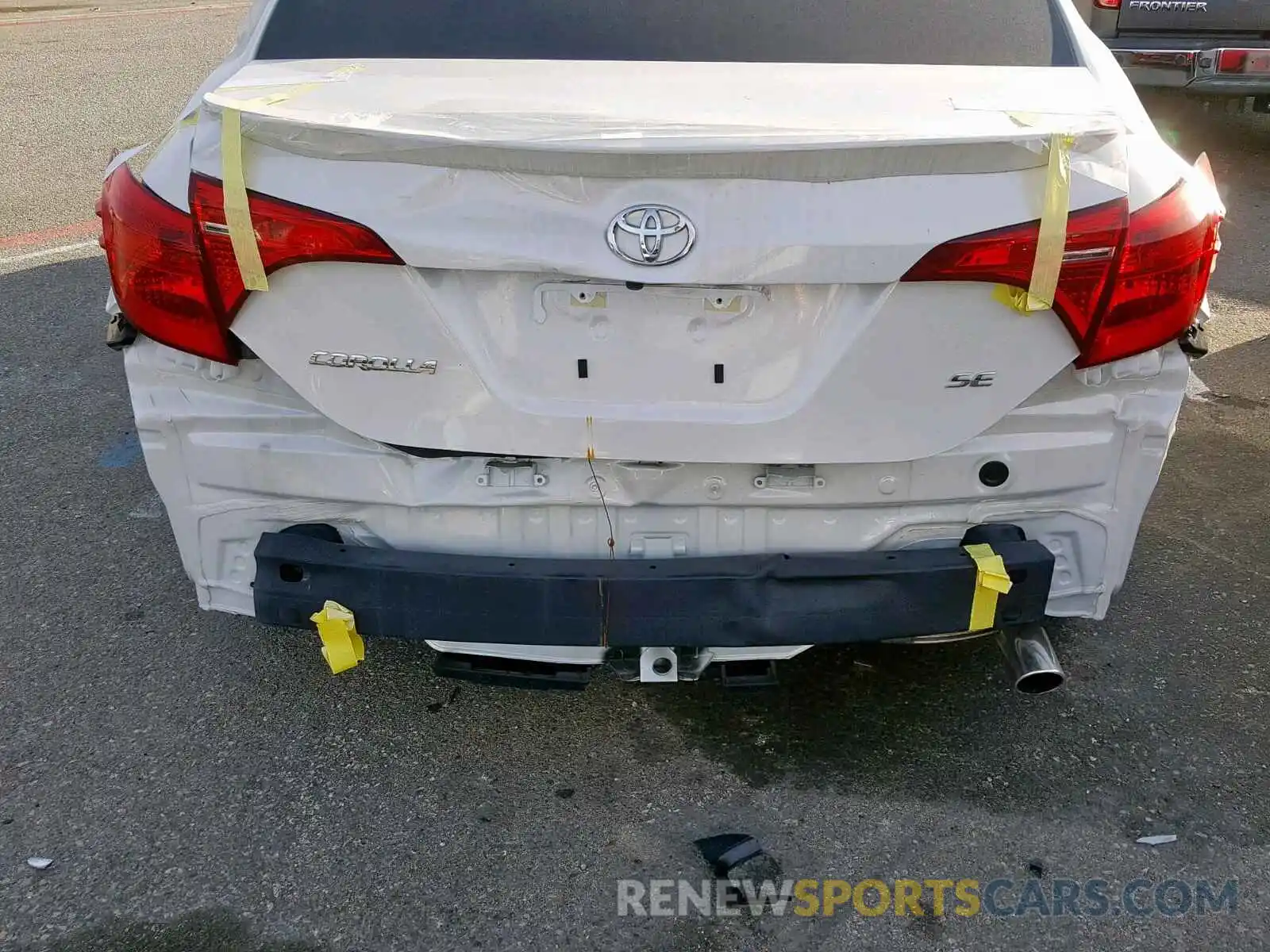 9 Photograph of a damaged car 5YFBURHE5KP856355 TOYOTA COROLLA 2019