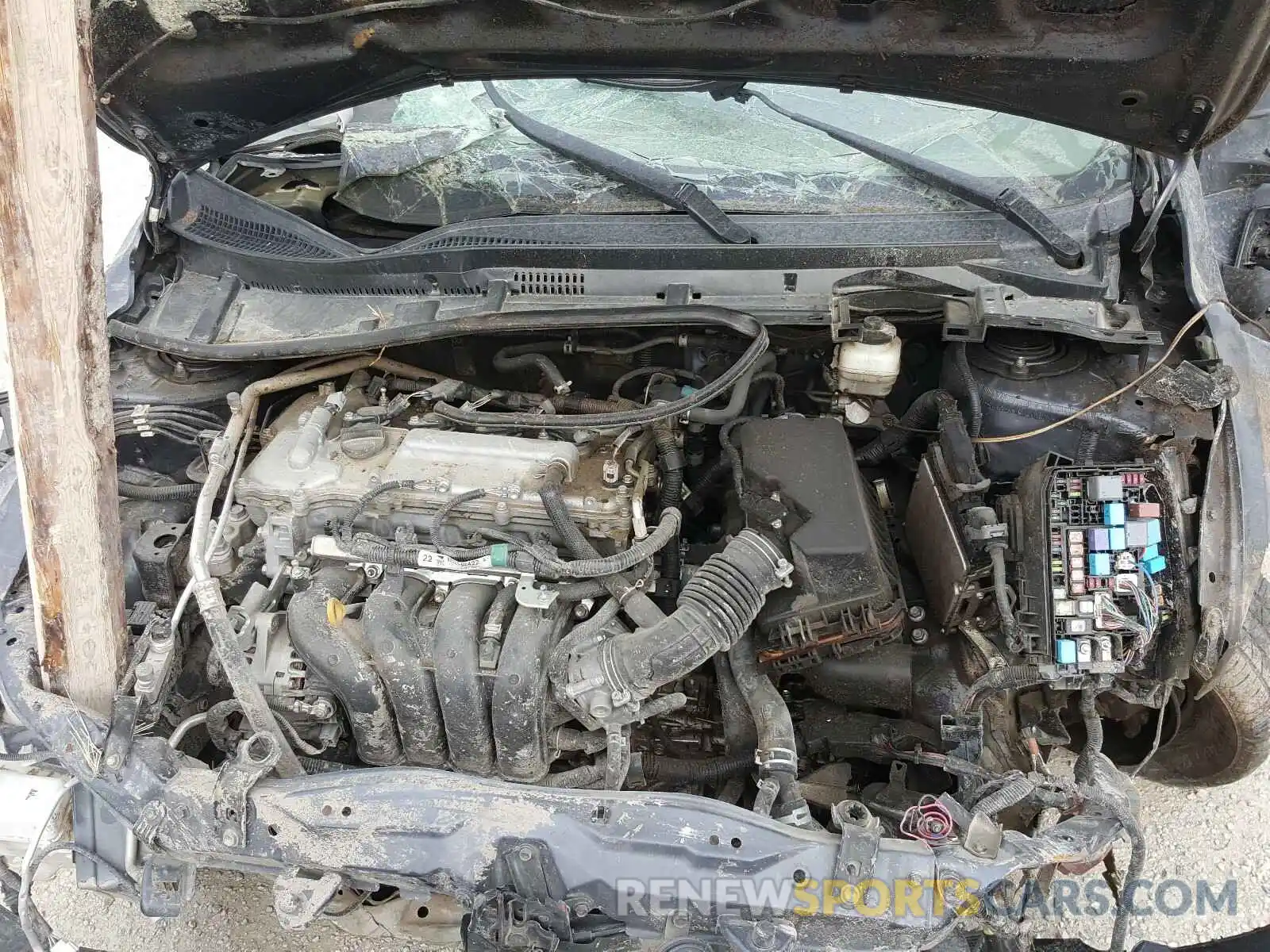 7 Photograph of a damaged car 5YFBURHE5KP856369 TOYOTA COROLLA 2019