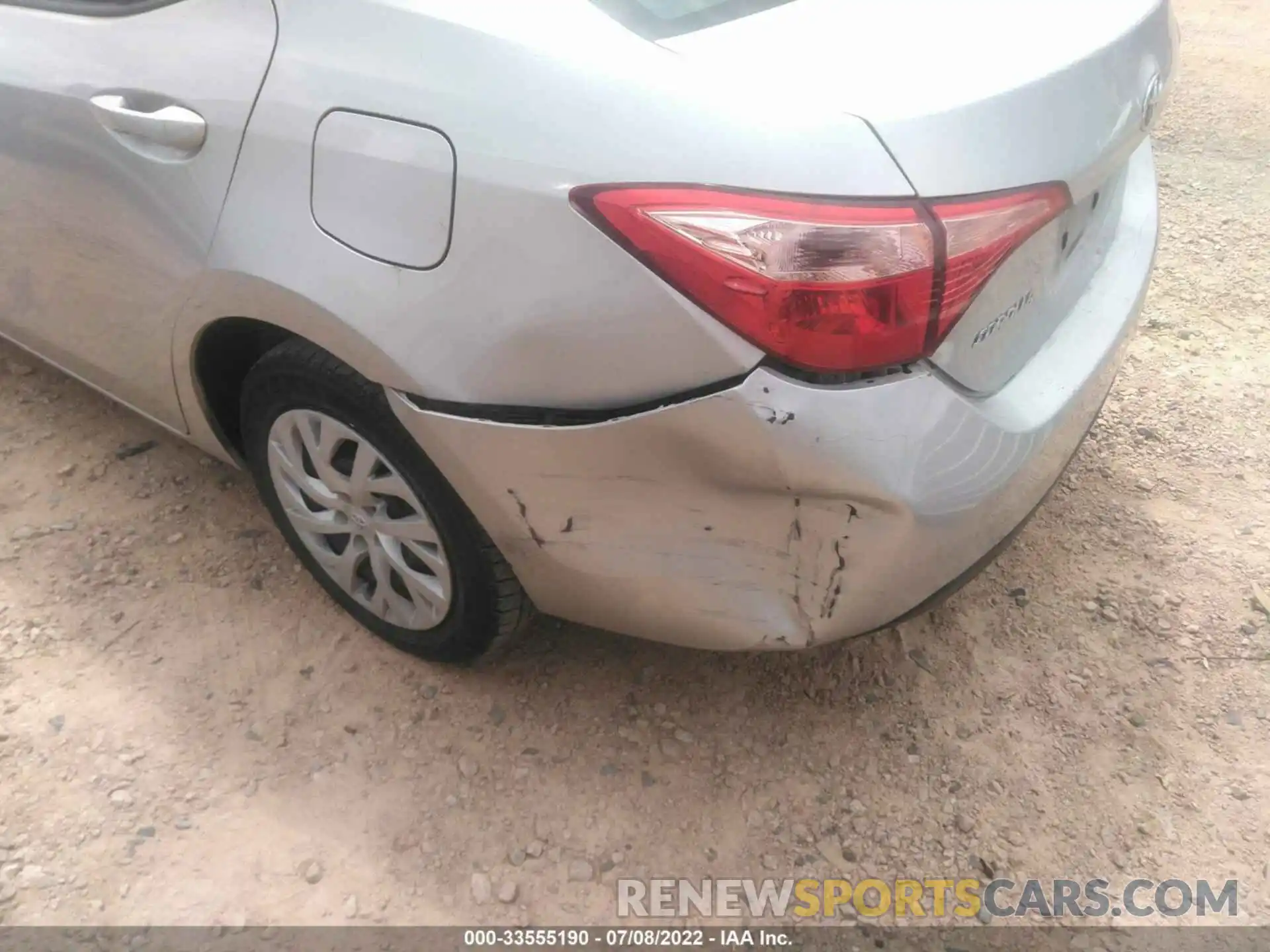 6 Photograph of a damaged car 5YFBURHE5KP856825 TOYOTA COROLLA 2019