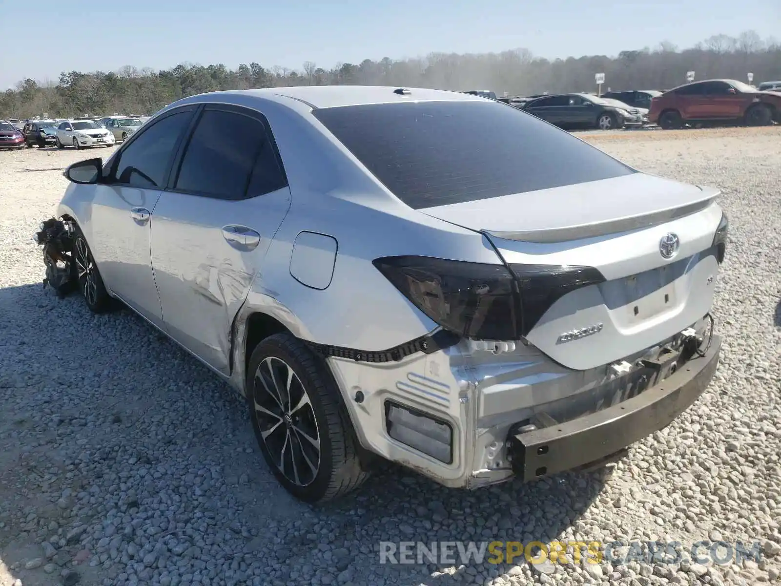 3 Photograph of a damaged car 5YFBURHE5KP858364 TOYOTA COROLLA 2019