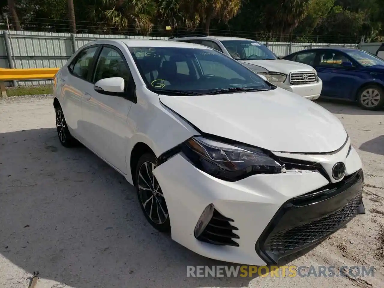 1 Photograph of a damaged car 5YFBURHE5KP859014 TOYOTA COROLLA 2019