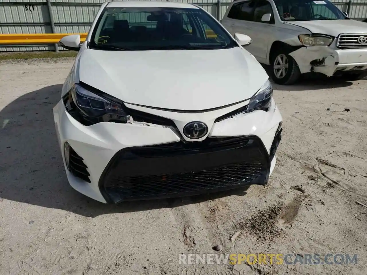 9 Photograph of a damaged car 5YFBURHE5KP859014 TOYOTA COROLLA 2019