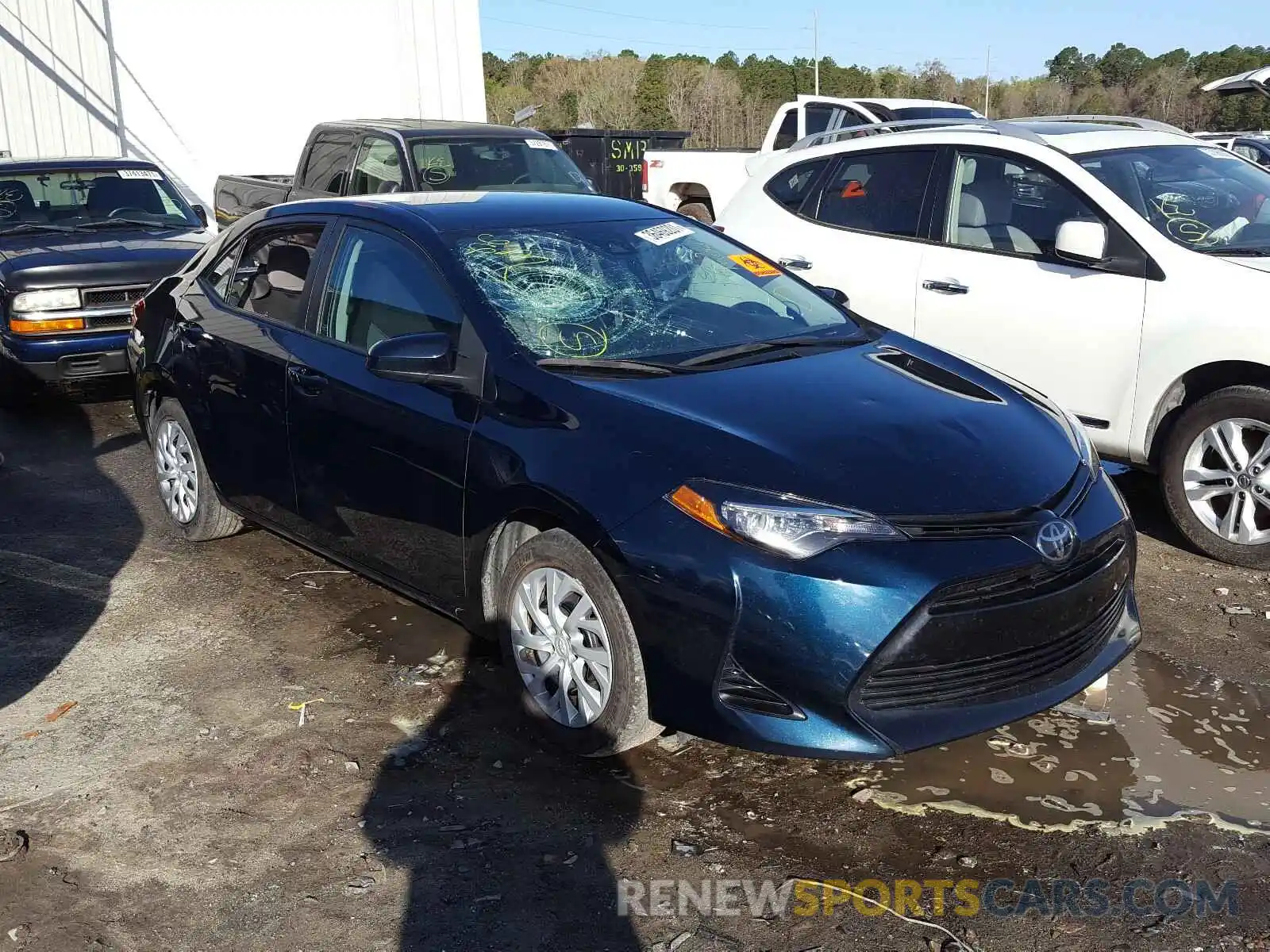 1 Photograph of a damaged car 5YFBURHE5KP859126 TOYOTA COROLLA 2019