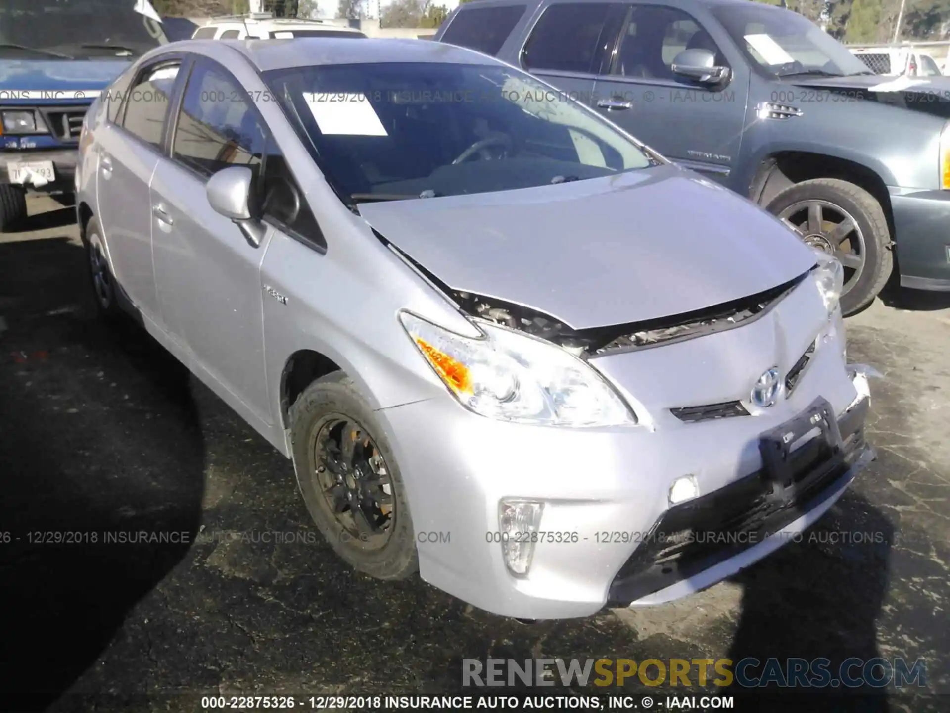 1 Photograph of a damaged car 5YFBURHE5KP860132 Toyota Corolla 2019