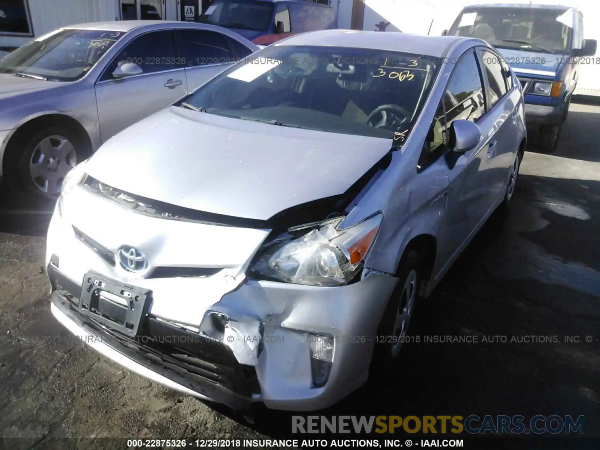 2 Photograph of a damaged car 5YFBURHE5KP860132 Toyota Corolla 2019