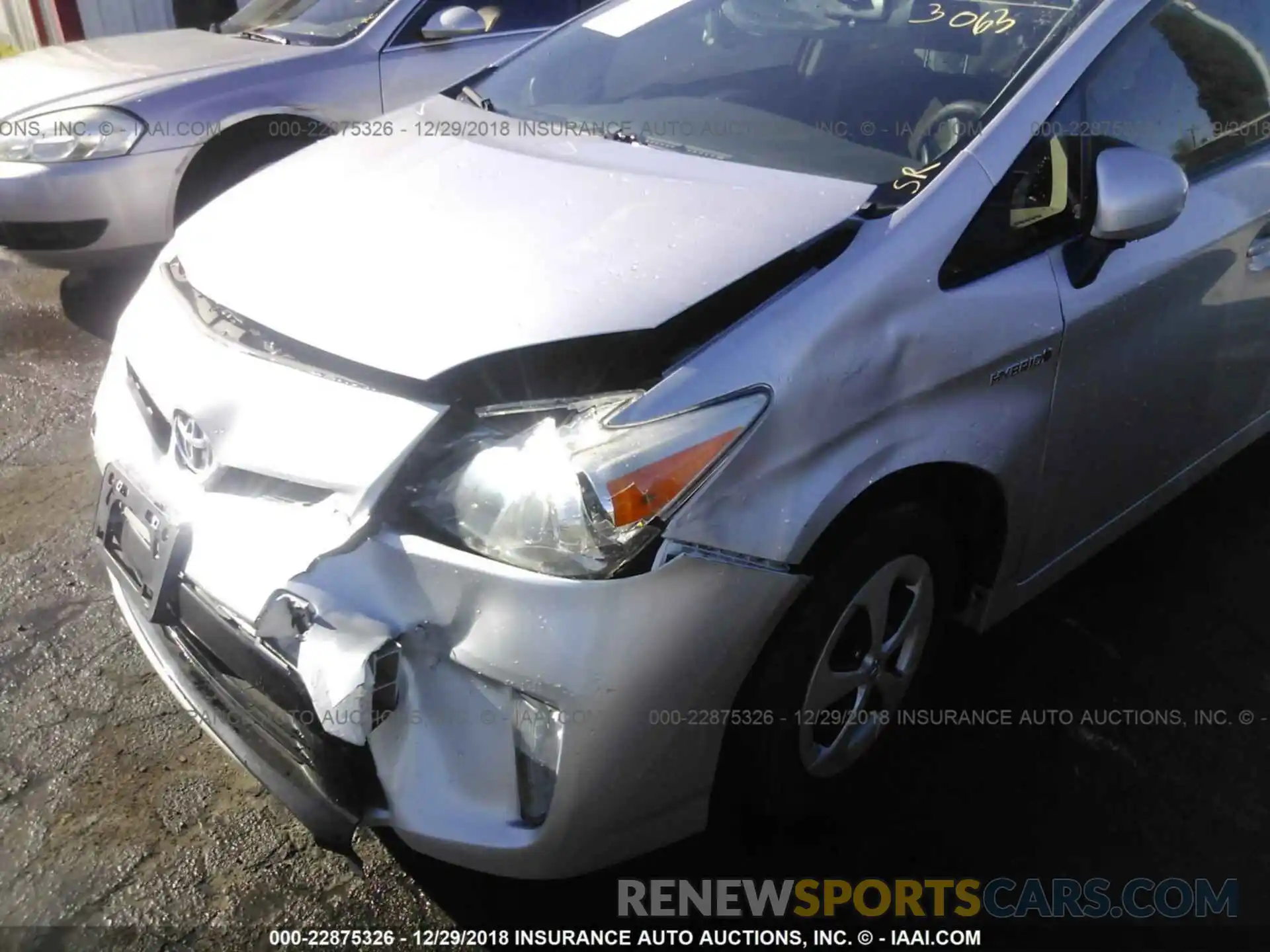 6 Photograph of a damaged car 5YFBURHE5KP860132 Toyota Corolla 2019