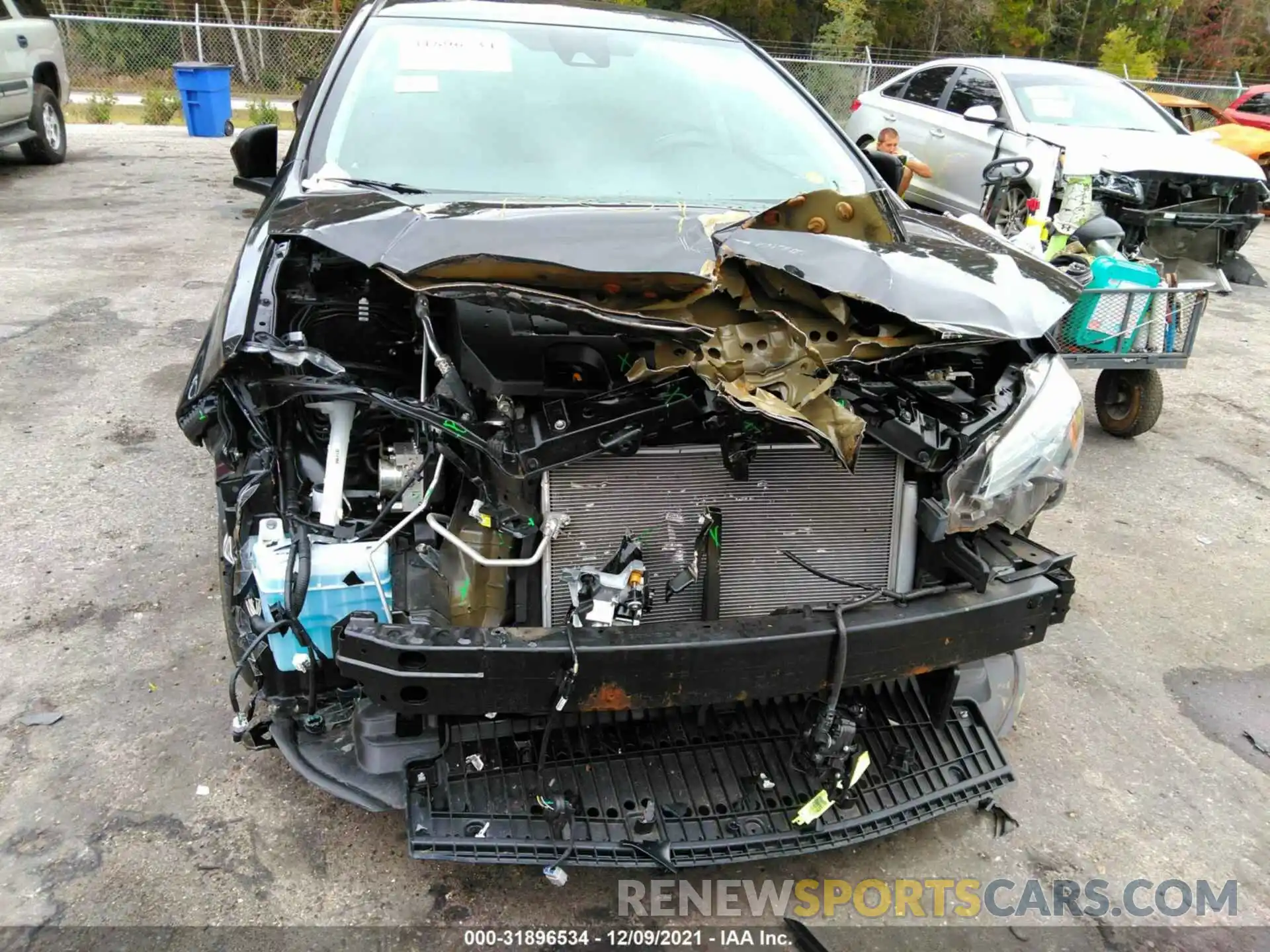 6 Photograph of a damaged car 5YFBURHE5KP861880 TOYOTA COROLLA 2019