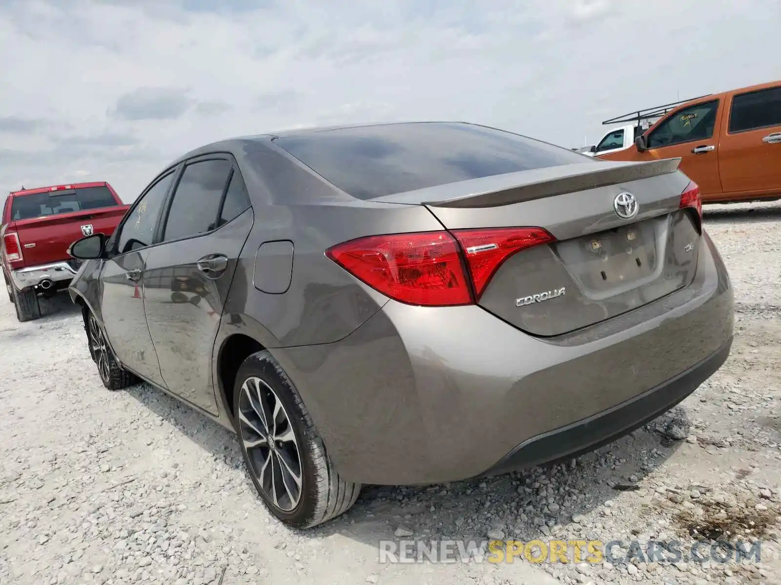 3 Photograph of a damaged car 5YFBURHE5KP862169 TOYOTA COROLLA 2019