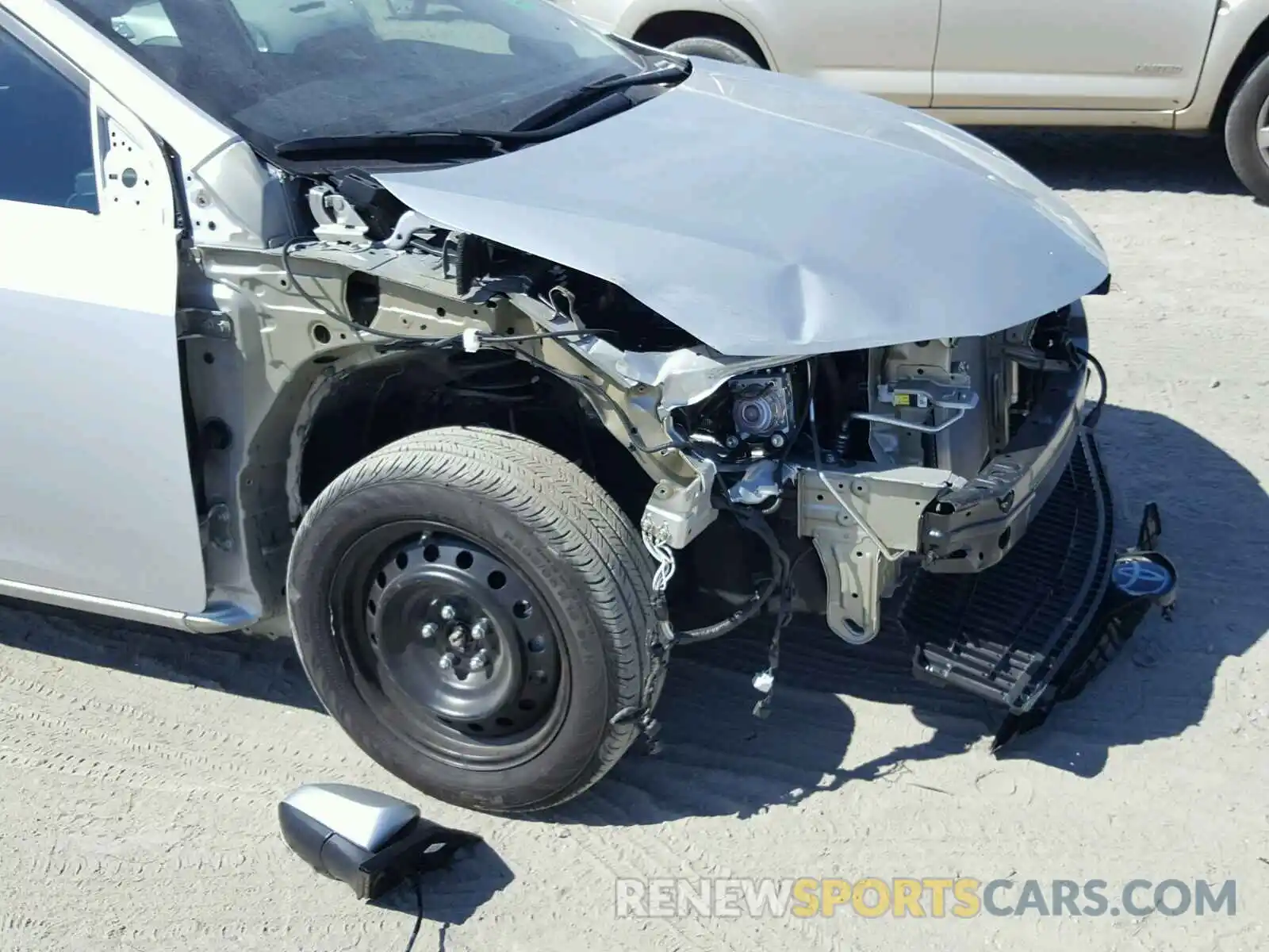 9 Photograph of a damaged car 5YFBURHE5KP863550 TOYOTA COROLLA 2019