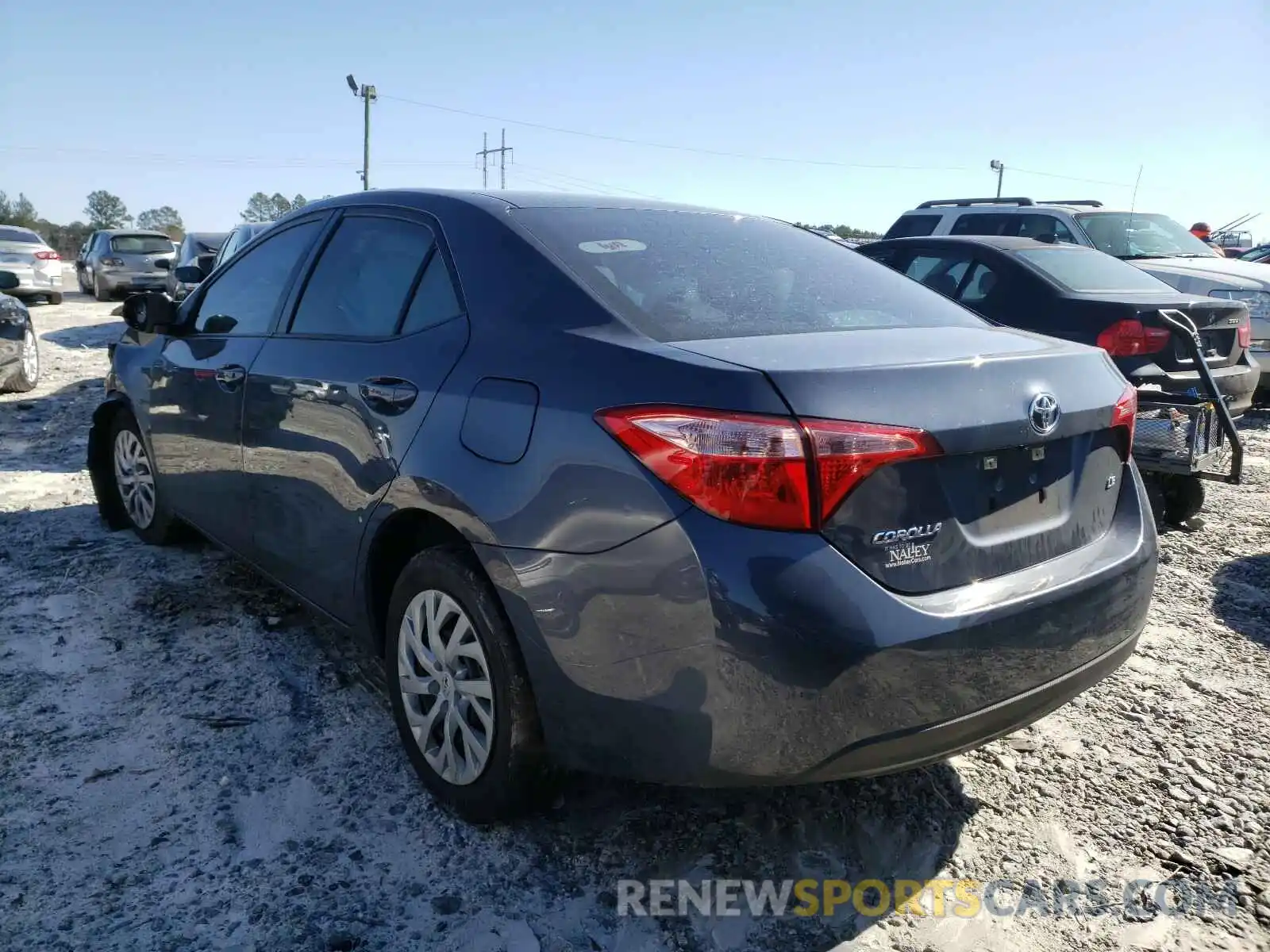 3 Photograph of a damaged car 5YFBURHE5KP863600 TOYOTA COROLLA 2019