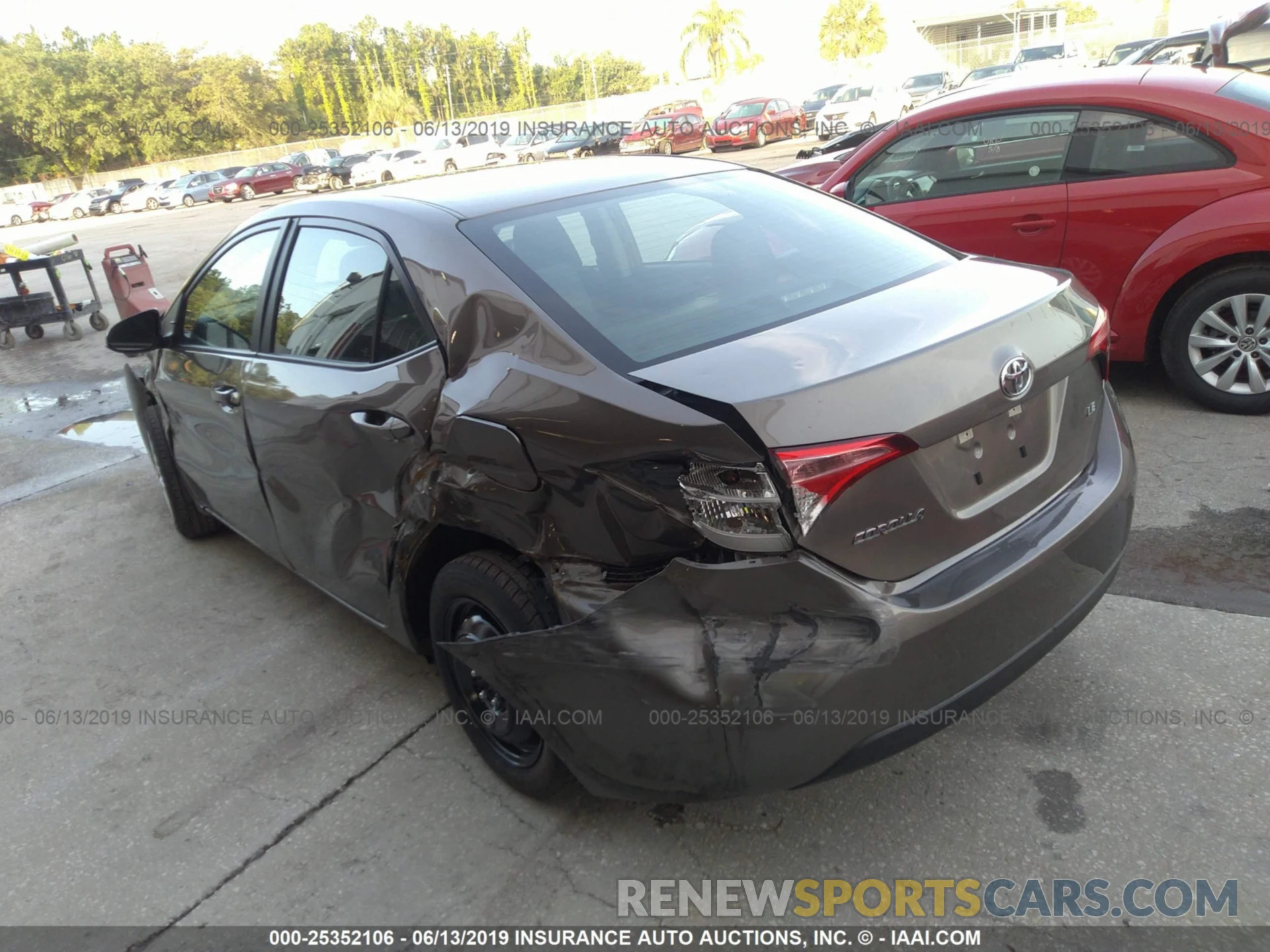 3 Photograph of a damaged car 5YFBURHE5KP863953 TOYOTA COROLLA 2019