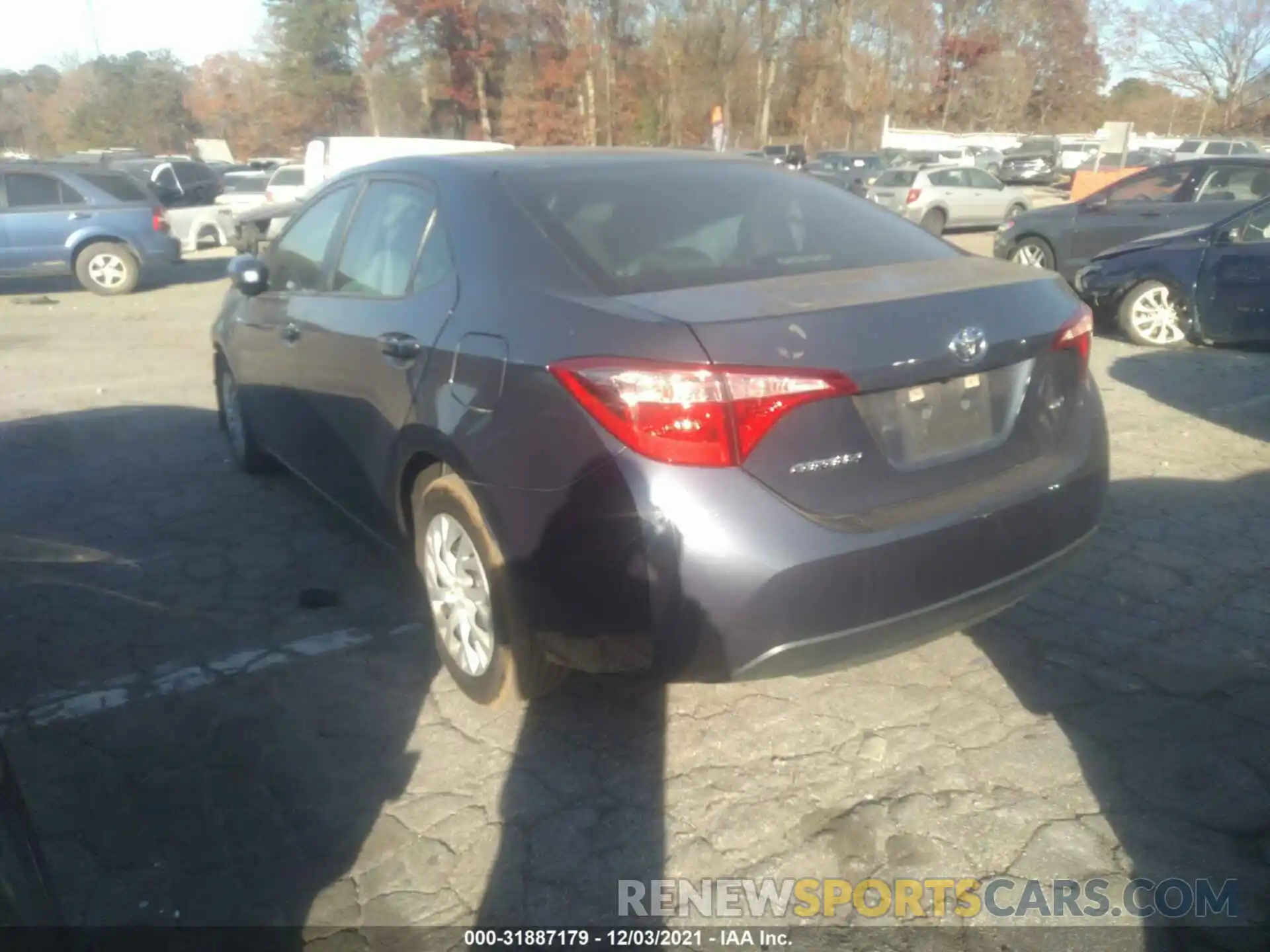 3 Photograph of a damaged car 5YFBURHE5KP864195 TOYOTA COROLLA 2019